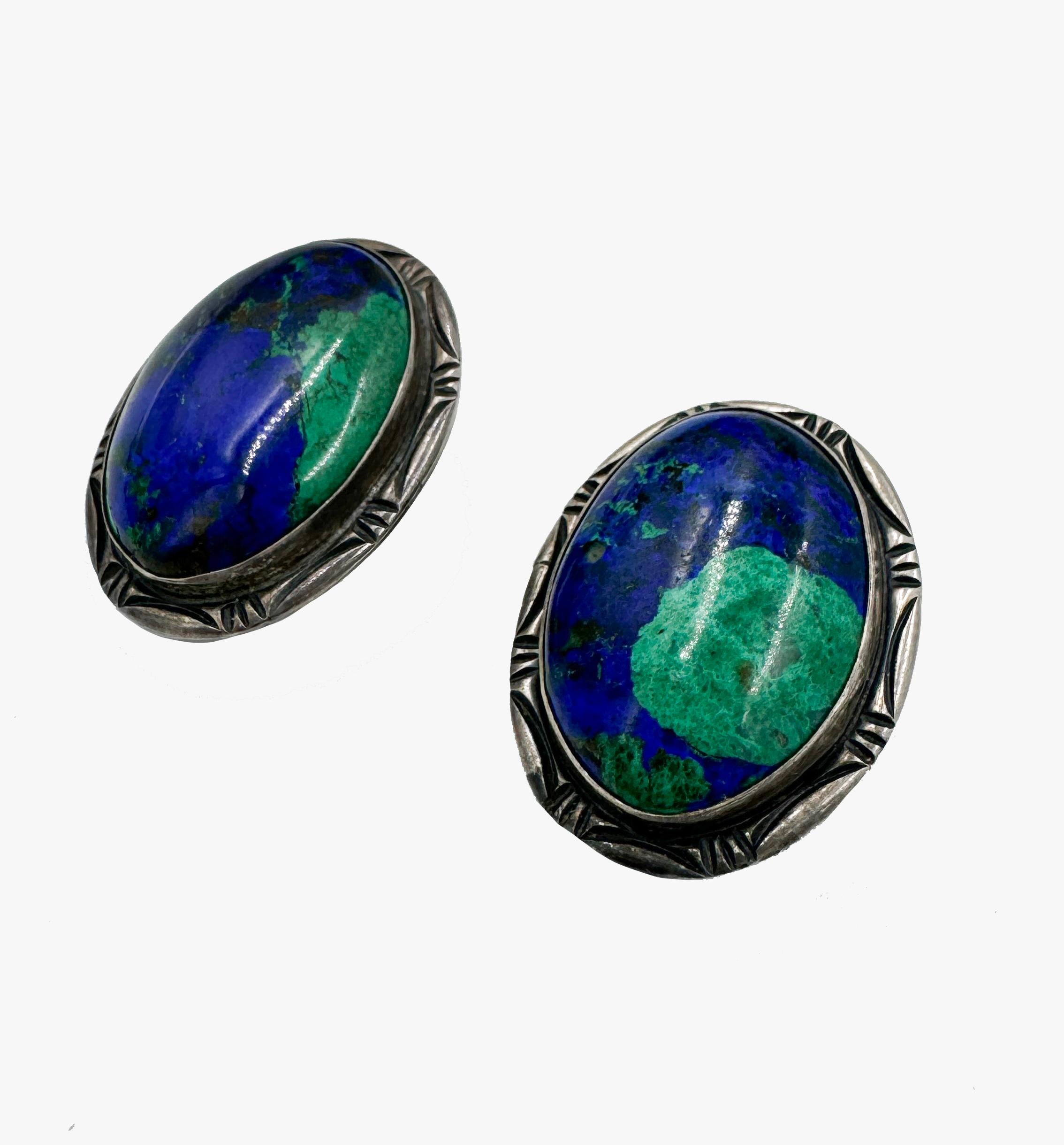 Art Deco Vintage malachite, azurite and silver clip-on earring For Sale