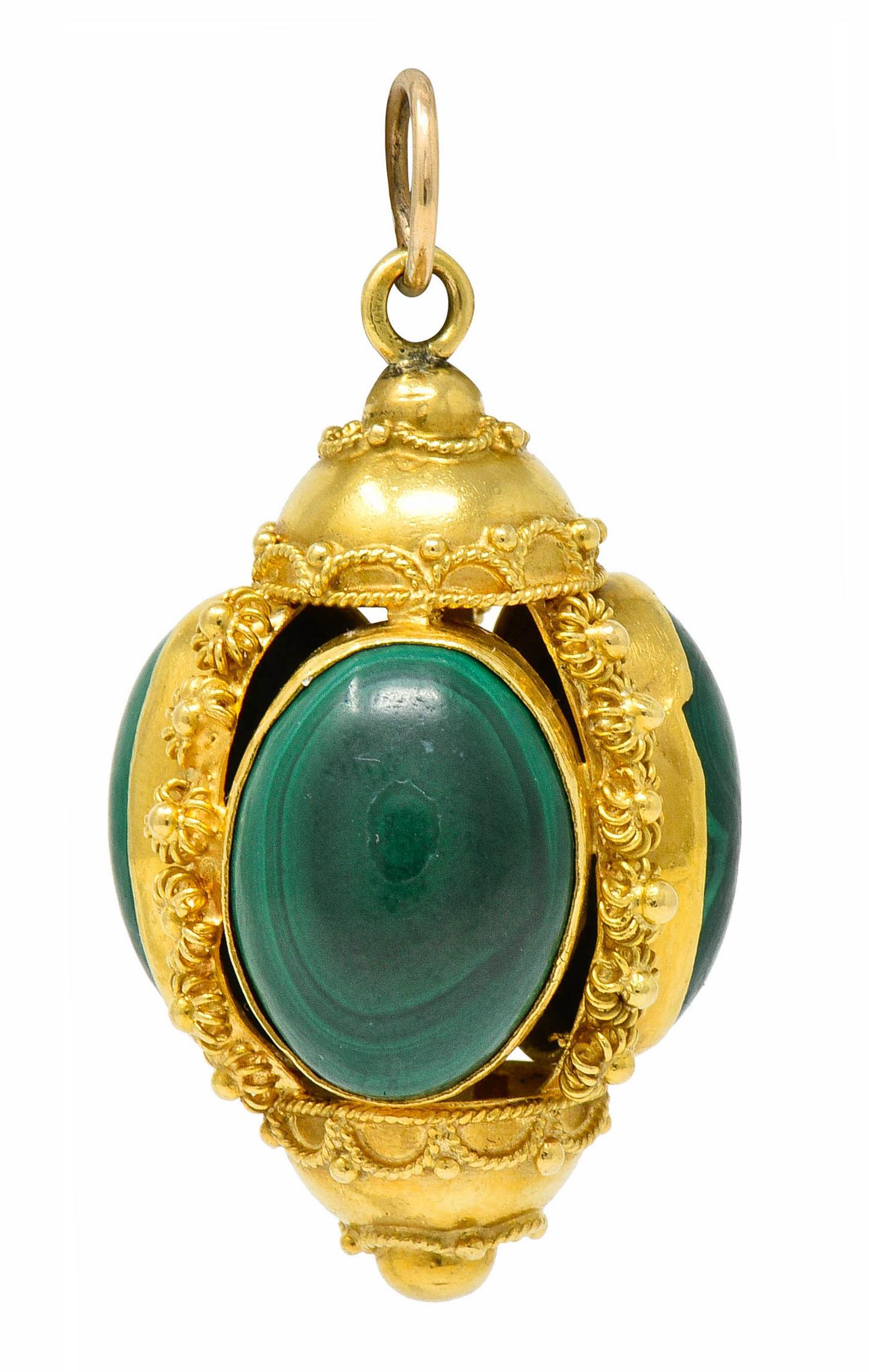 Women's or Men's Vintage Malachite Cabochon 18 Karat Gold Decorous Pendant