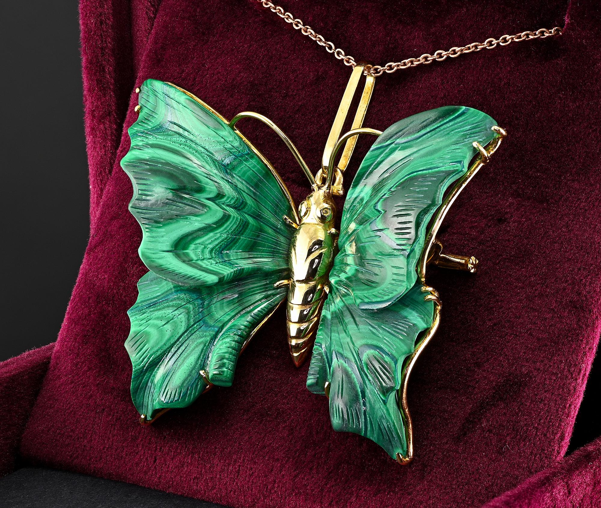 Vintage Malachite Carved Butterfly 18 KT Brooch Pendant For Sale 6