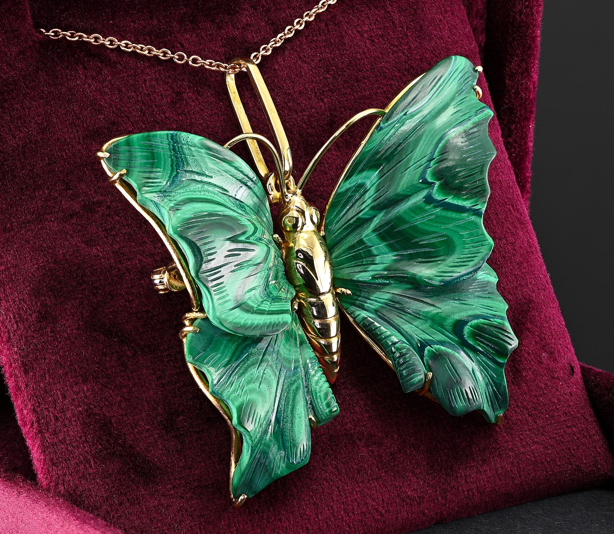 Vintage Malachite Carved Butterfly 18 KT Brooch Pendant For Sale 2