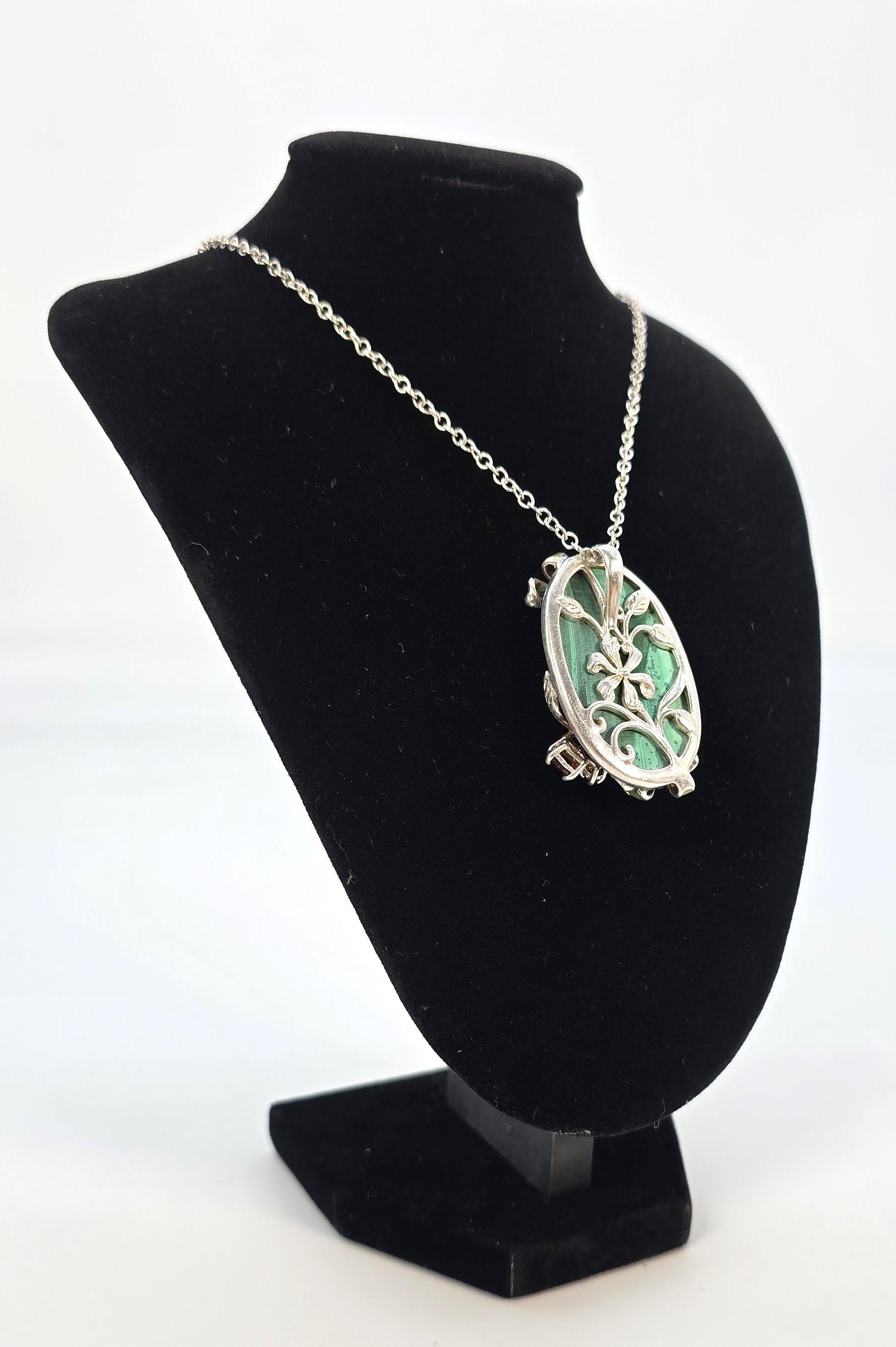 Italiano Ciondolo d'epoca in malachite e smalto - collana circa 1950 in vendita