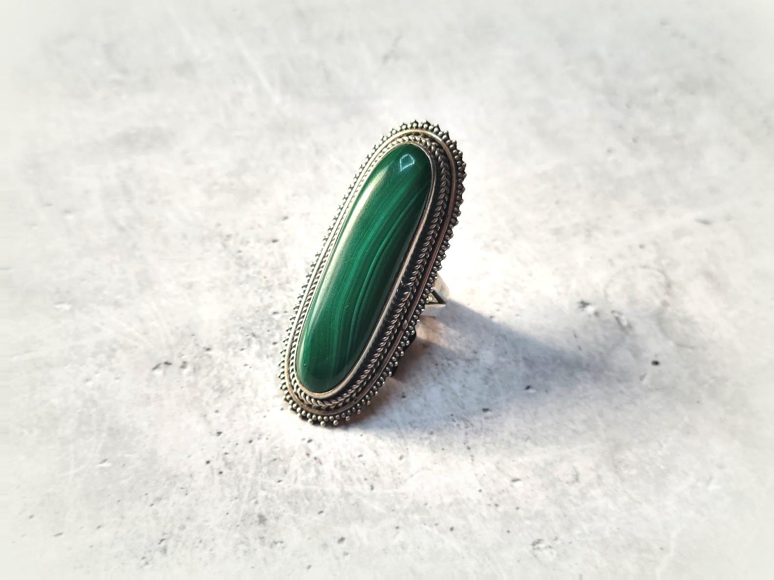 Vintage Malachite Sterling Silver Ring For Sale 3