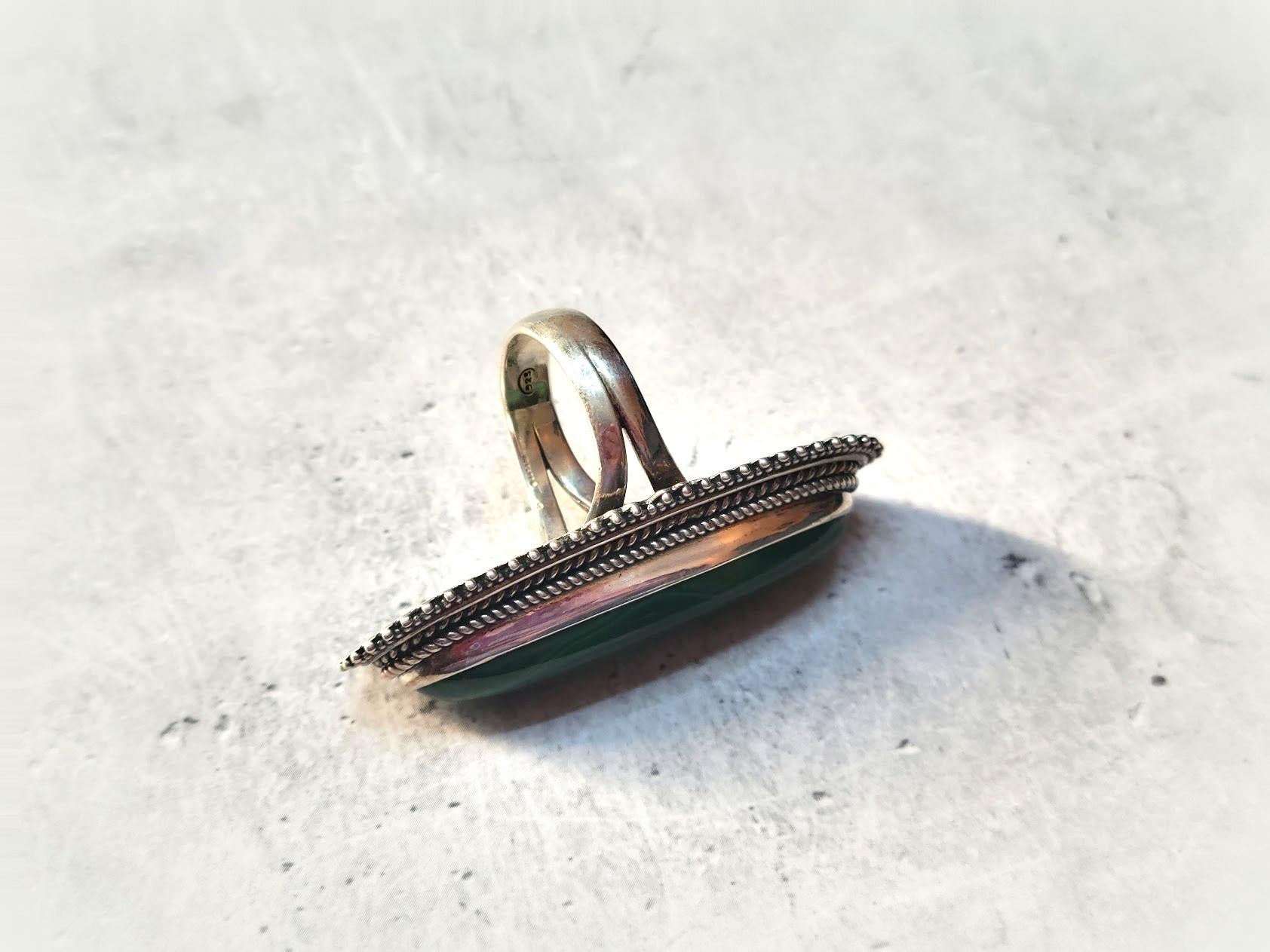 Vintage Malachite Sterling Silver Ring For Sale 4