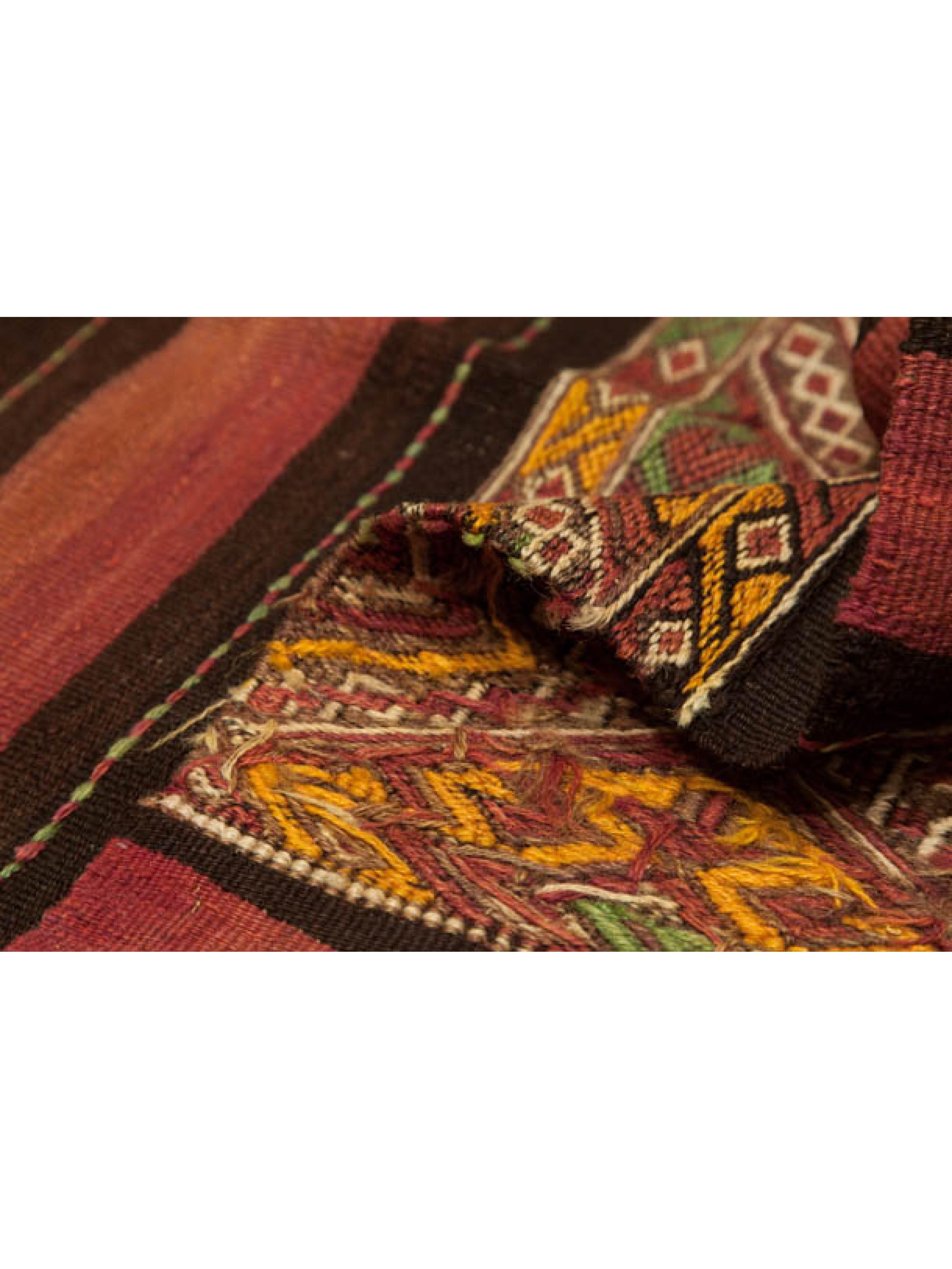 Turco Vintage Malatya Chuval Kilim Cuval Rug Tappeto nomade anatolico naturale turco in vendita