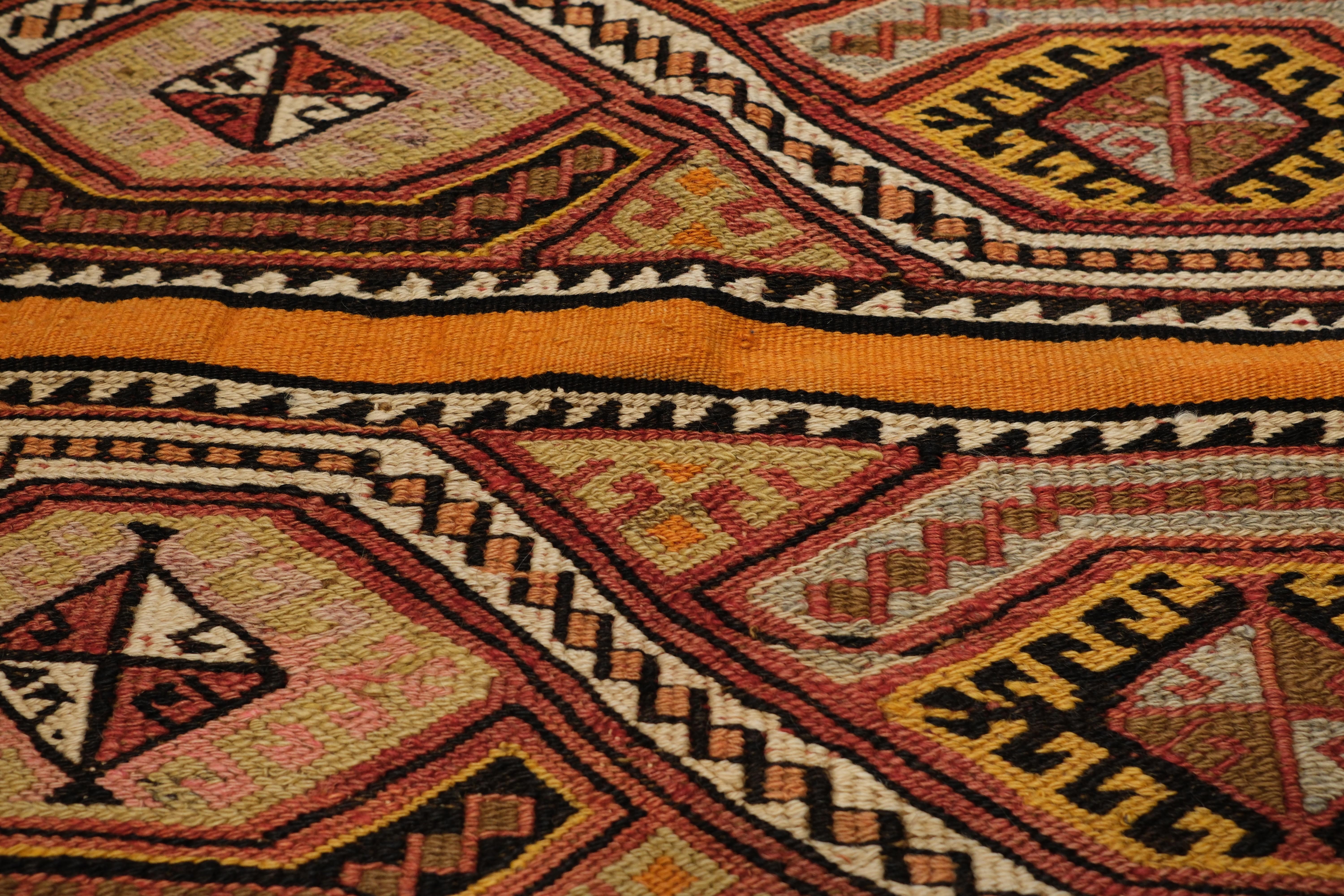 Vintage Malatya Chuval Kilim Cuval Teppich Nomadisch Anatolisch Natürlich Türkisch Teppich (Ende des 20. Jahrhunderts) im Angebot