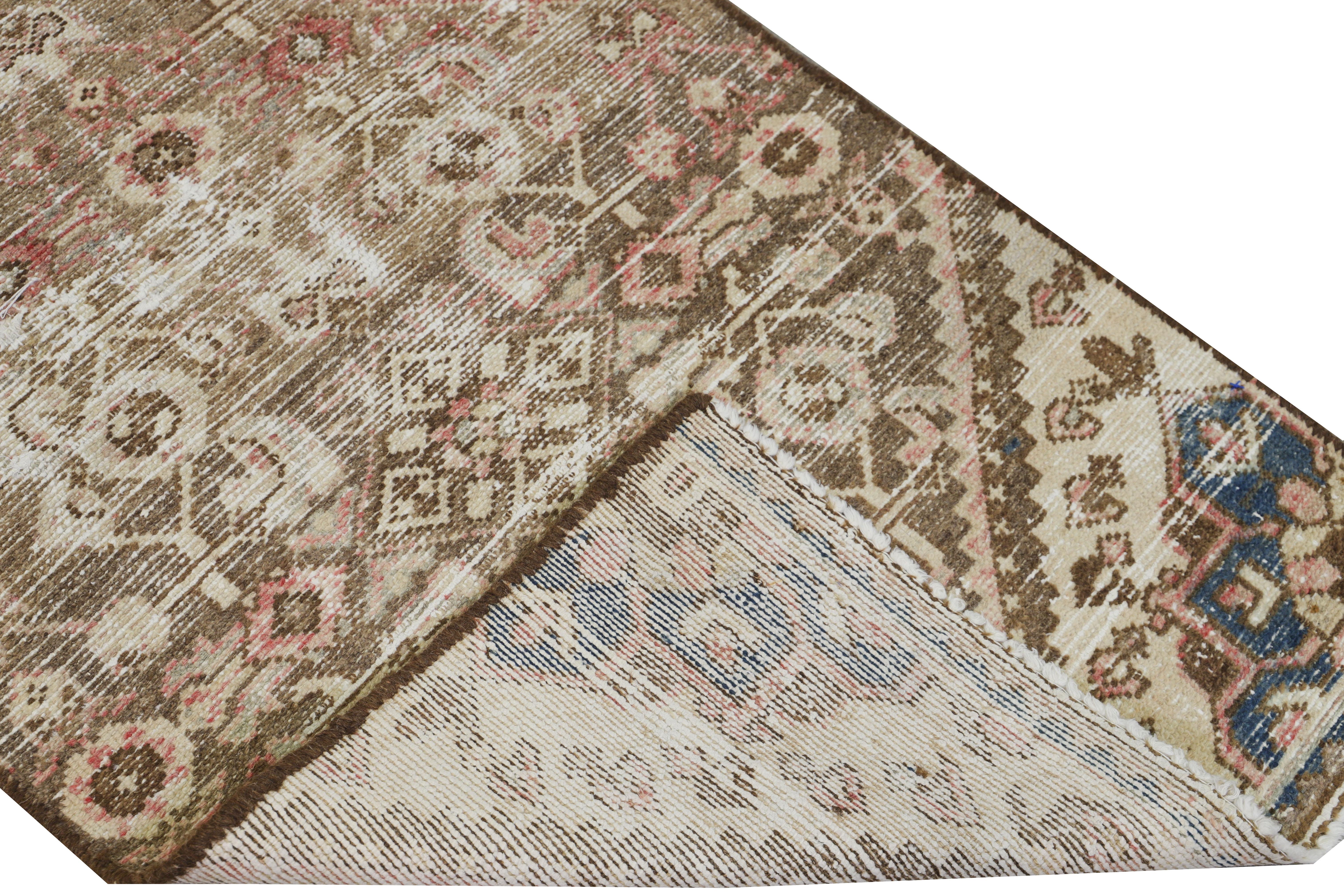 Beautiful Vintage Malayer hand-knotted wool runner with a brown field. This Malayer rug has a beige and pink accent of rust in an all-over gorgeous geometric medallion floral pattern design.

This rug measures: 2'2