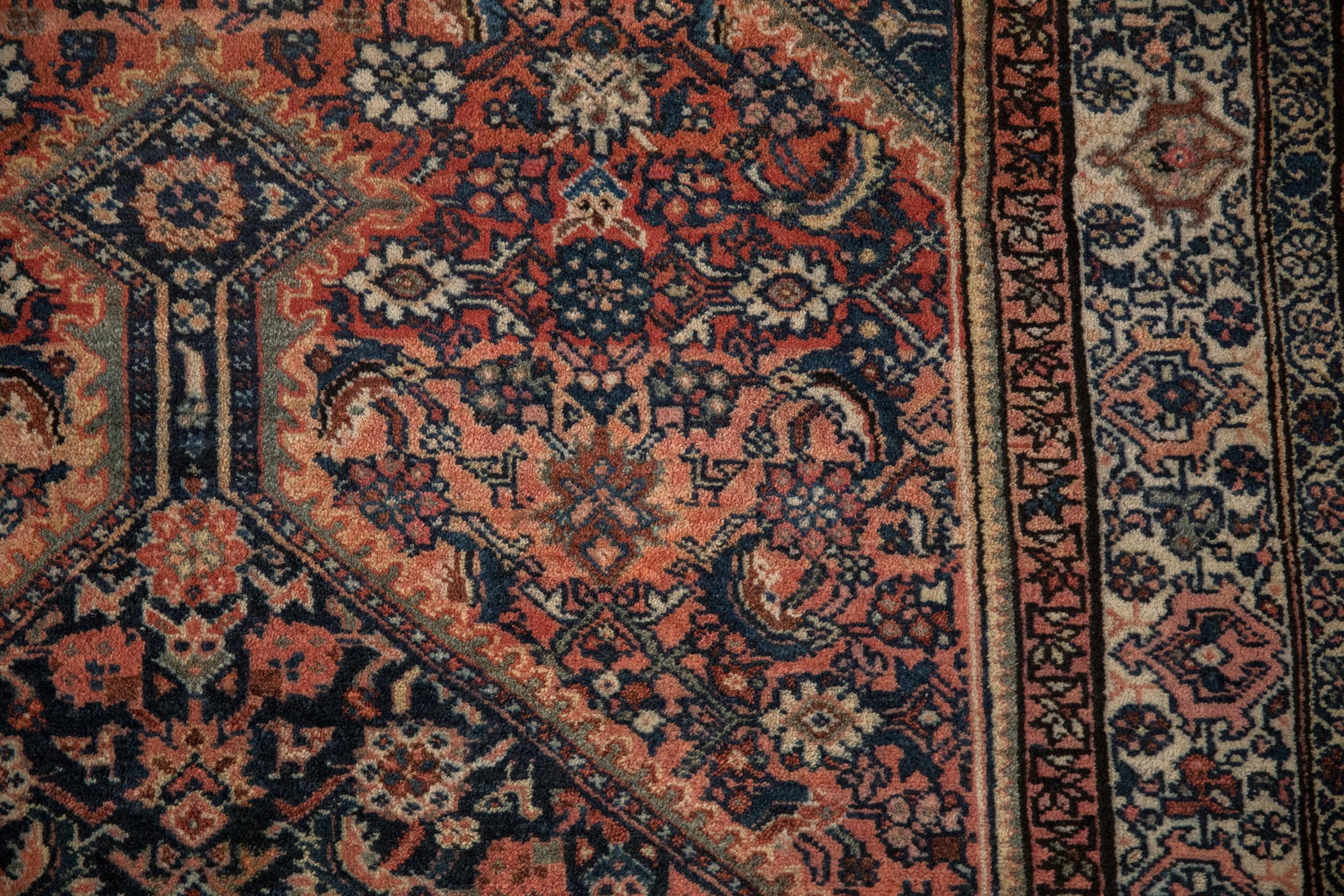 Vintage Malayer Rug In Good Condition For Sale In Katonah, NY