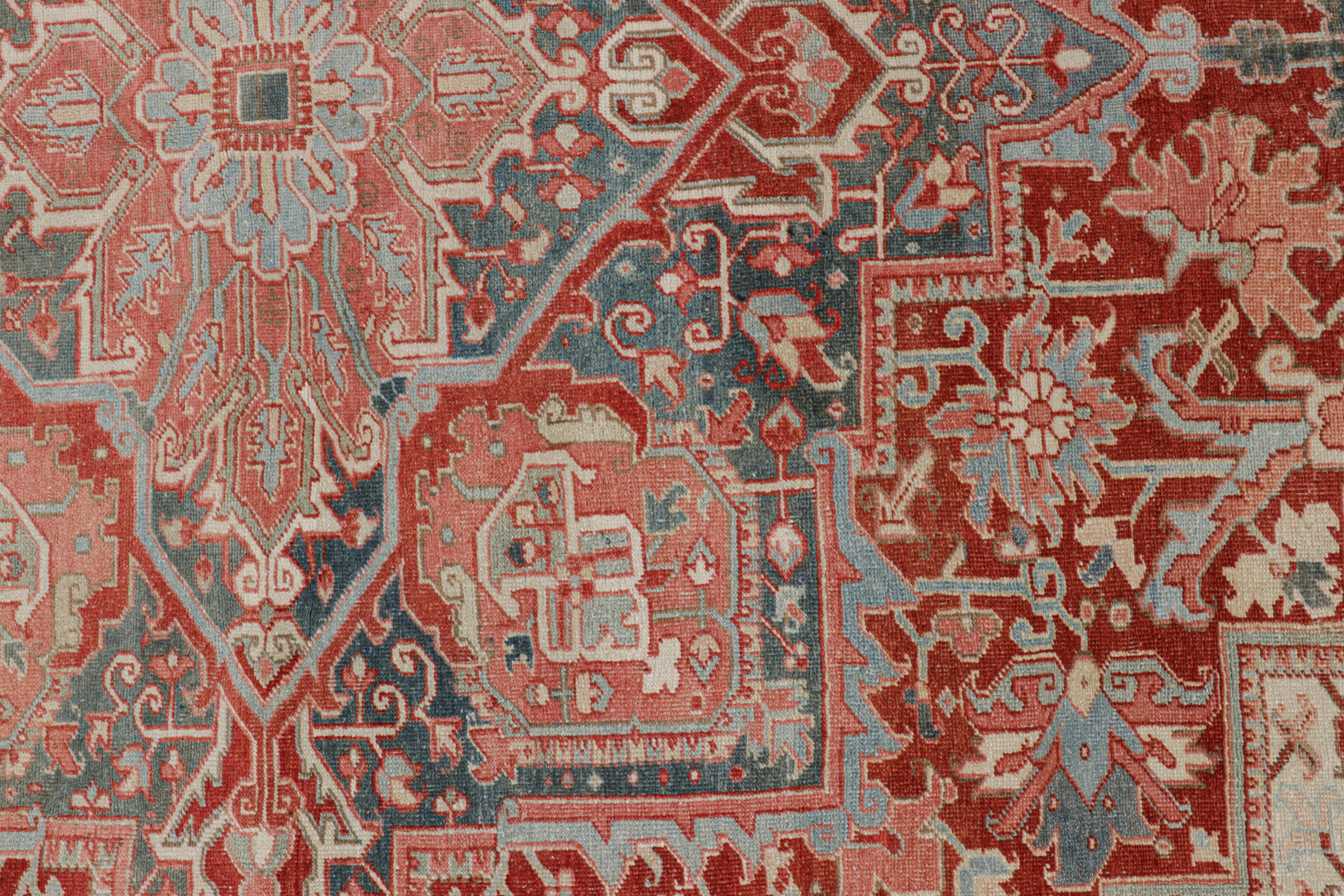 Alfombra Malayer vintage en rojo y azul, con medallón floral, de Rug & Kilim Anudado a mano en venta
