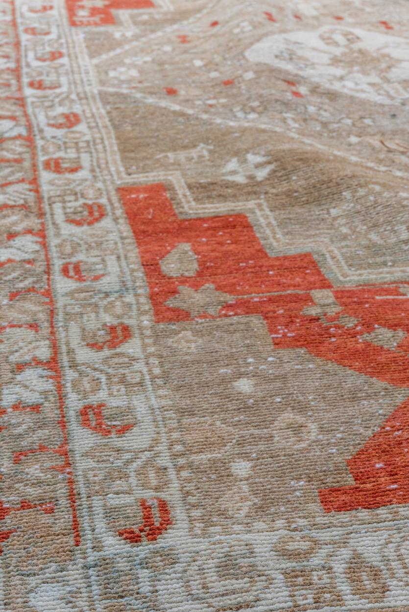 Malayer-Läufer im Vintage-Stil mit Diamantmedaillons im Angebot 2