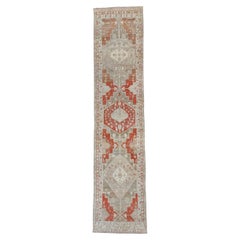 Traves de Mesa Vintage Malayer con Medallones de Diamantes