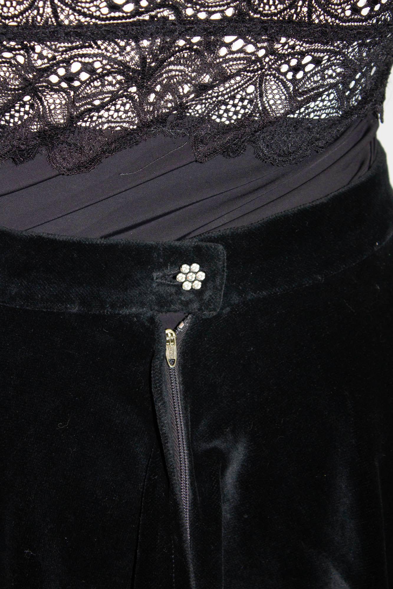 Vintage Malcolm Hall Velvet Skirt with Diamnte detail In Good Condition For Sale In London, GB
