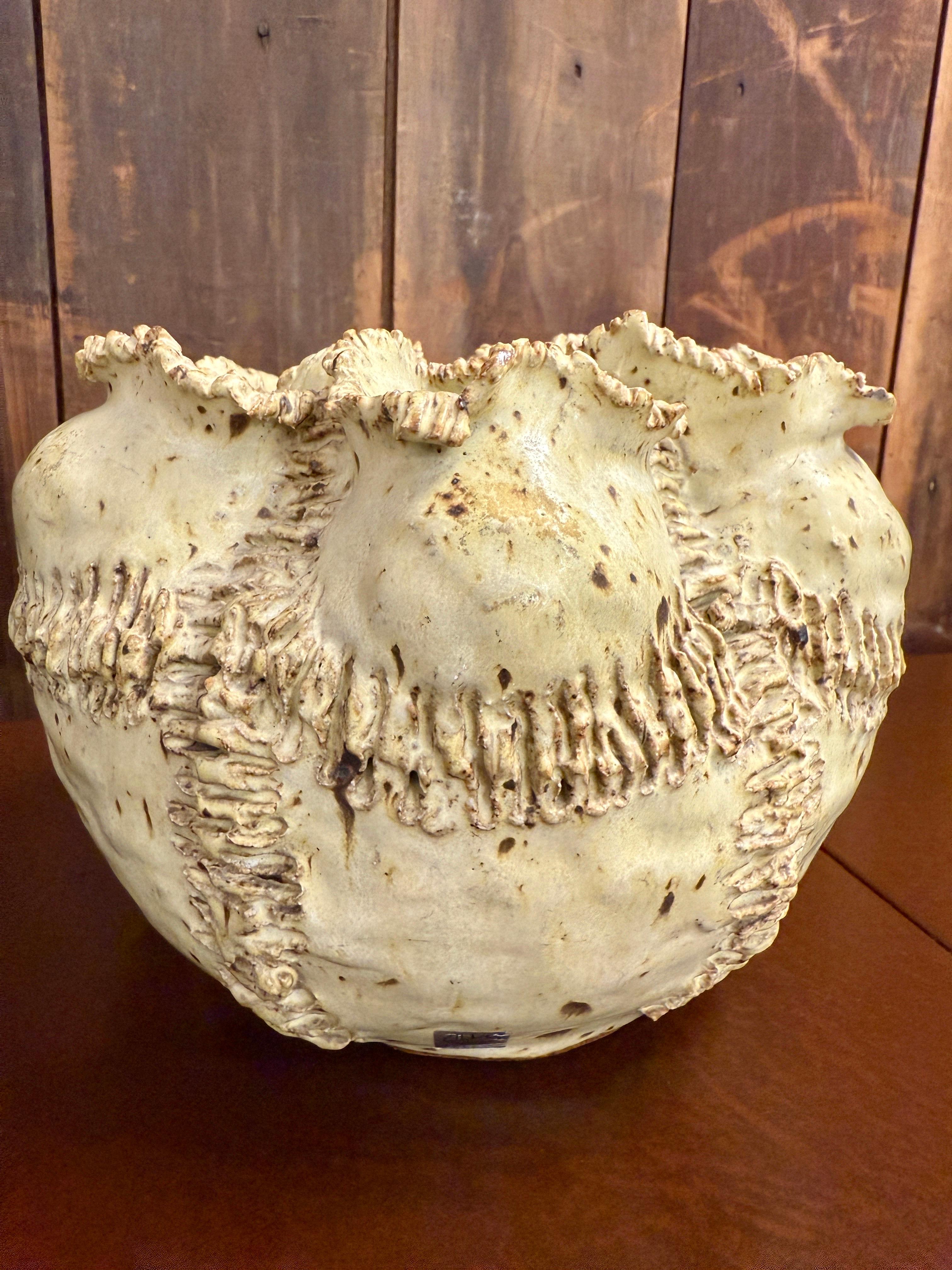 Vase maltais vintage en faïence fabriqué à la main en vente 2