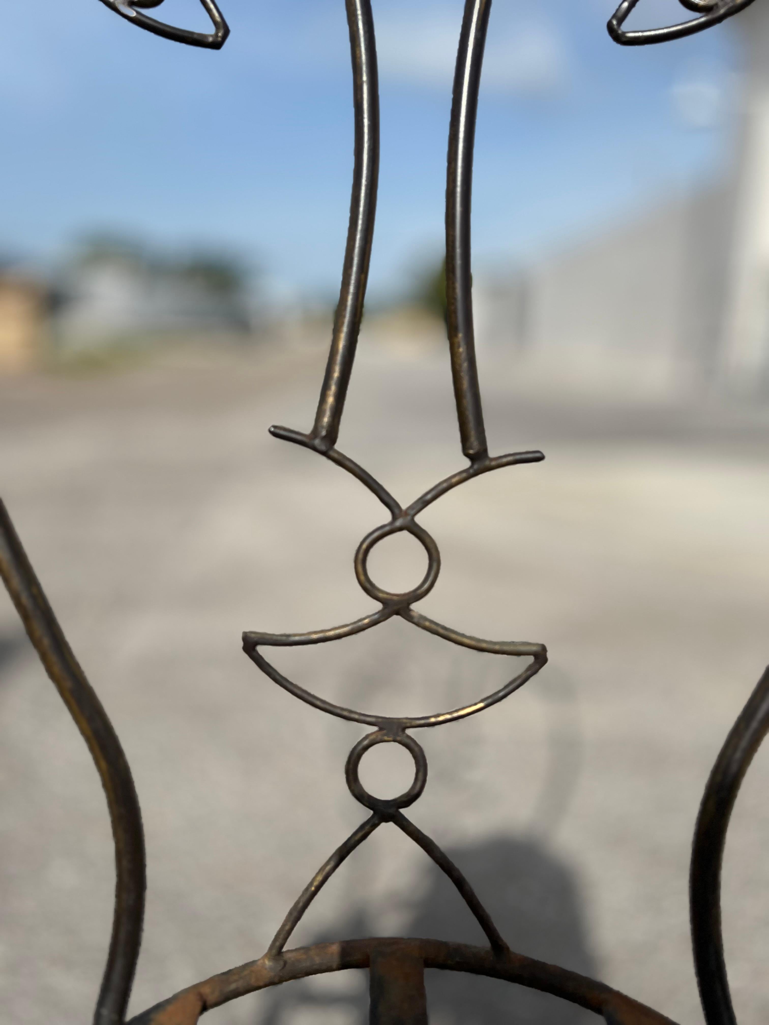 Vintage Mann und Frau Pop Art Stühle Heavy Iron Bronze Finish 1980's Skurrile im Angebot 11