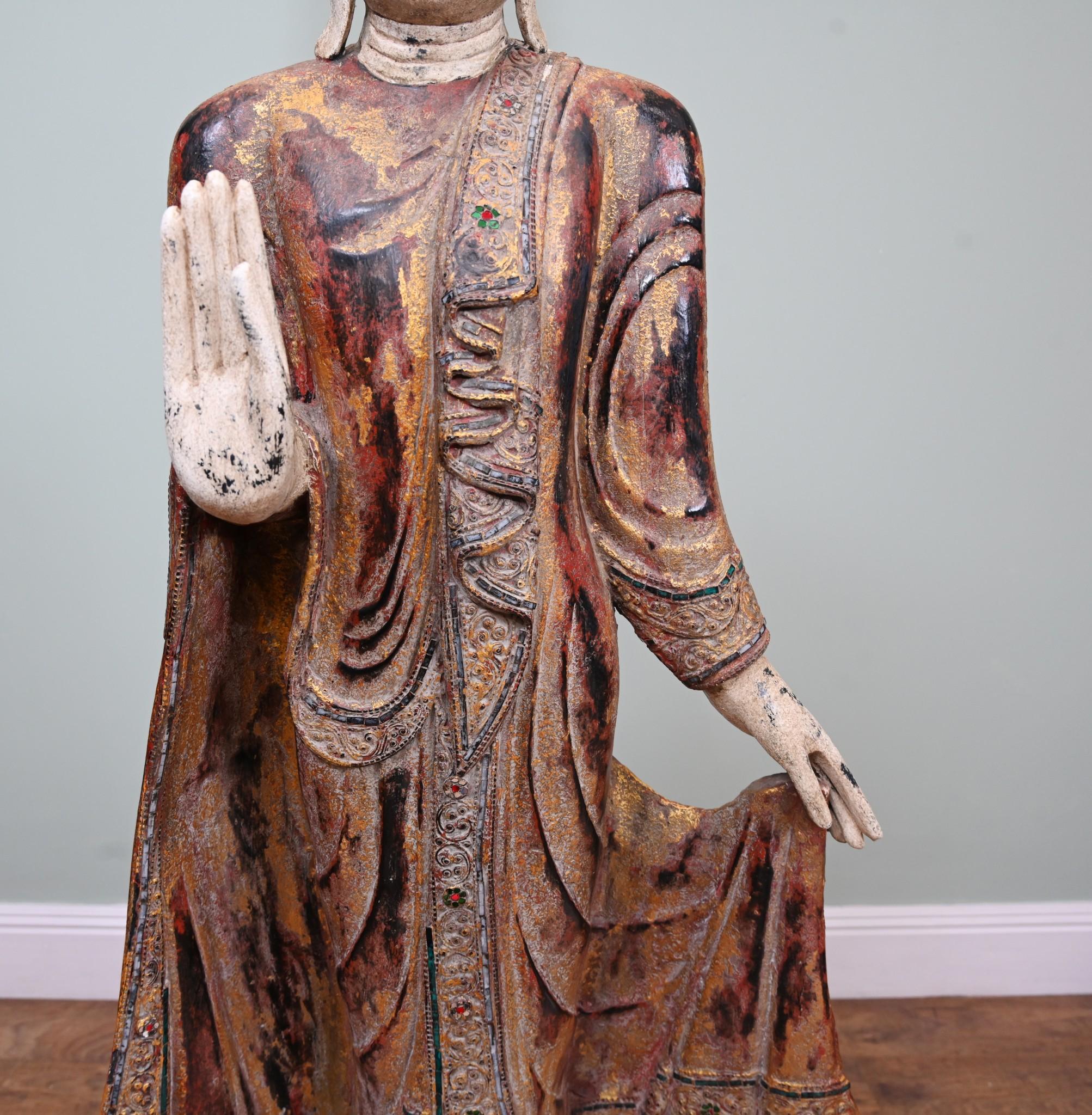 Mandalay-Buddha-Statue im Vintage-Stil, stehende burmesische buddhistische Kunst 1930 6