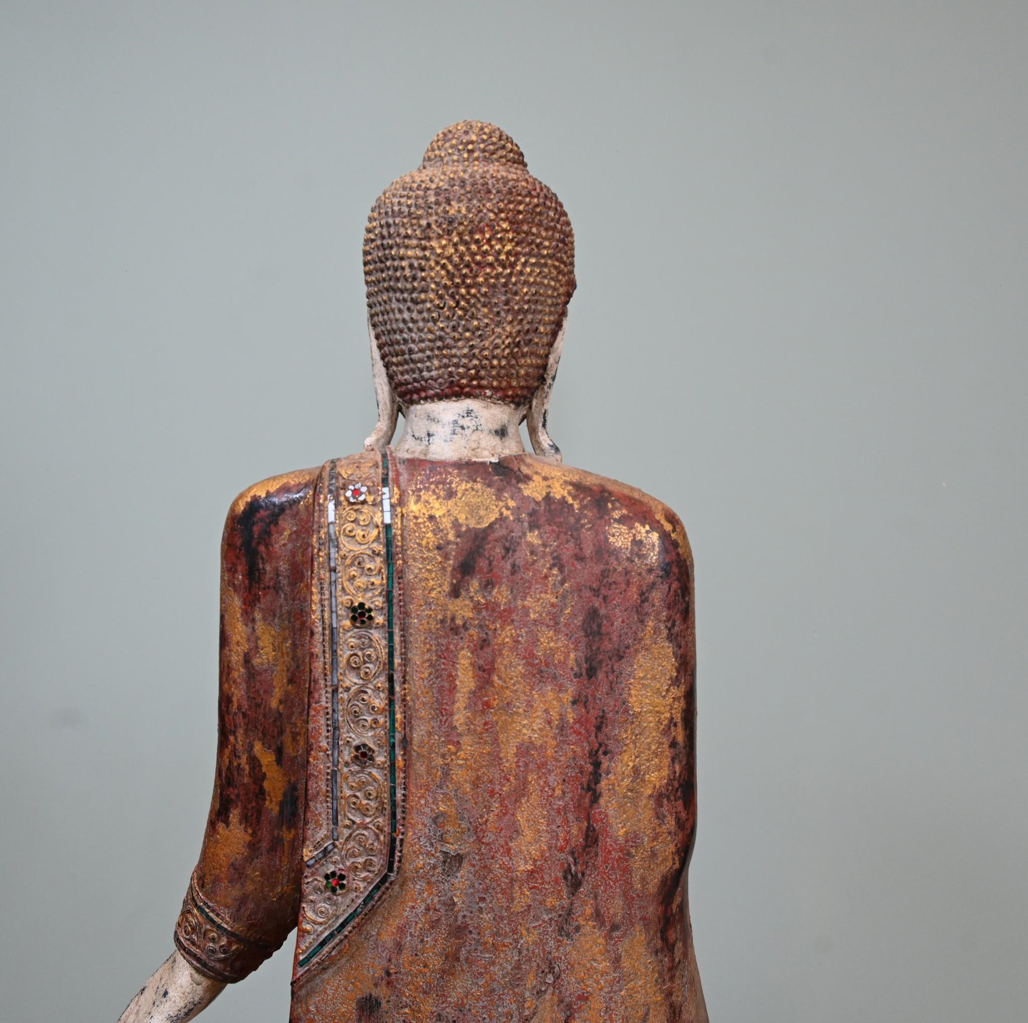 Mandalay-Buddha-Statue im Vintage-Stil, stehende burmesische buddhistische Kunst 1930 2