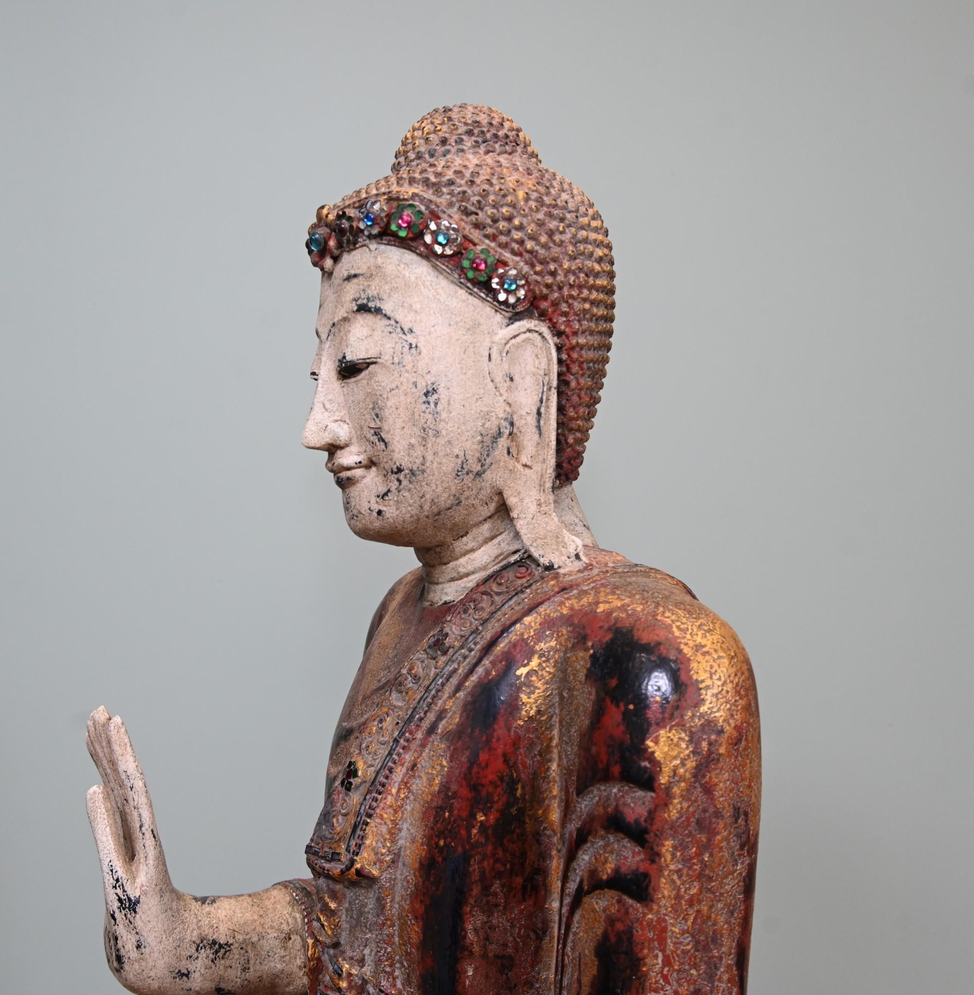 Mandalay-Buddha-Statue im Vintage-Stil, stehende burmesische buddhistische Kunst 1930 3