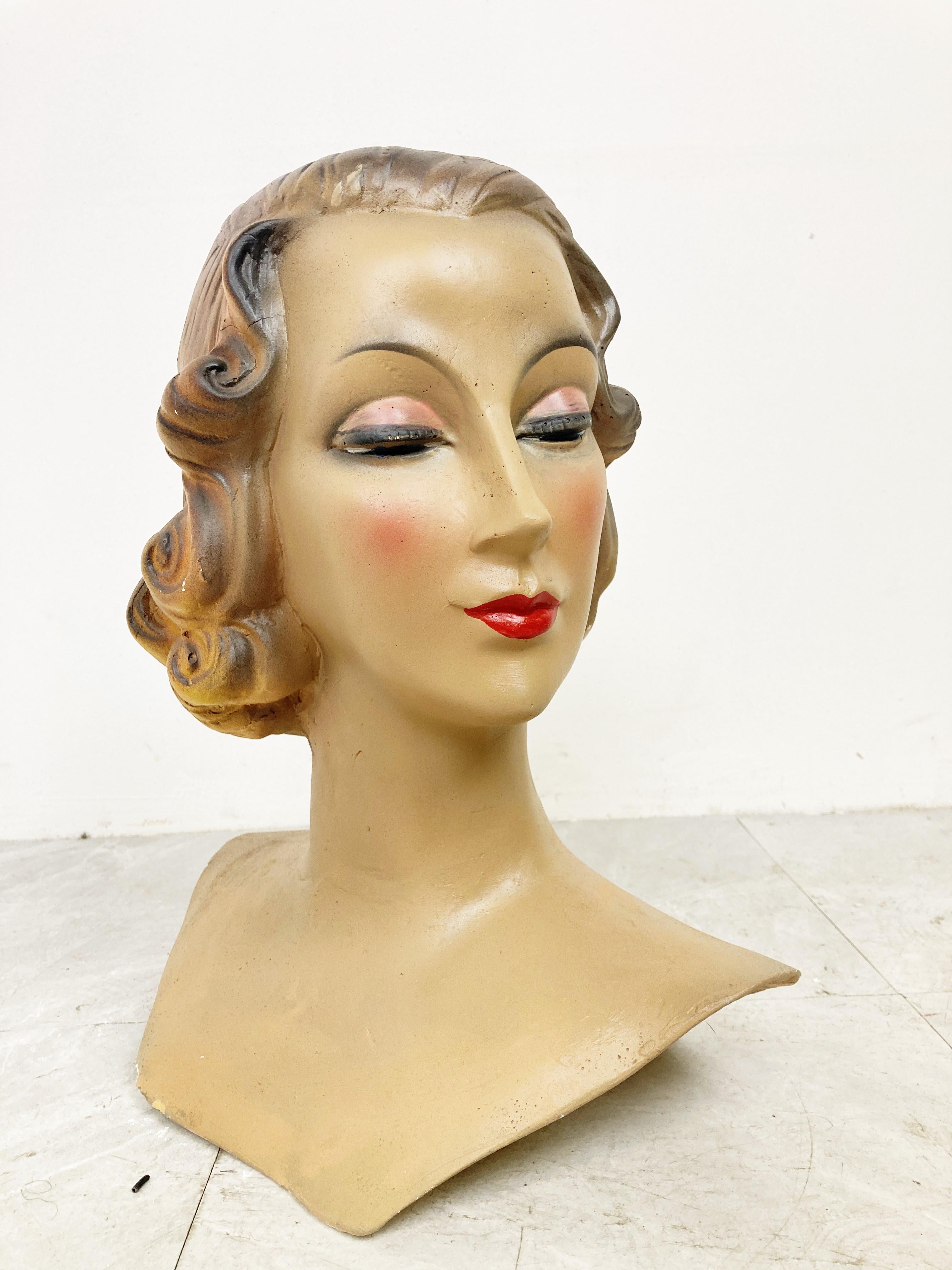 Vintage Mannequin Head In Good Condition In HEVERLEE, BE
