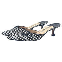 Vintage Manolo Blahnik Schnalle Houndstooth Pointed Toe Slip On Mules 37.5