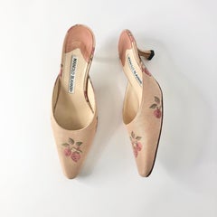 Vintage Manolo Blahnik Fruit Satin Pointed Toe Kitten Heel Mules Pumps 35