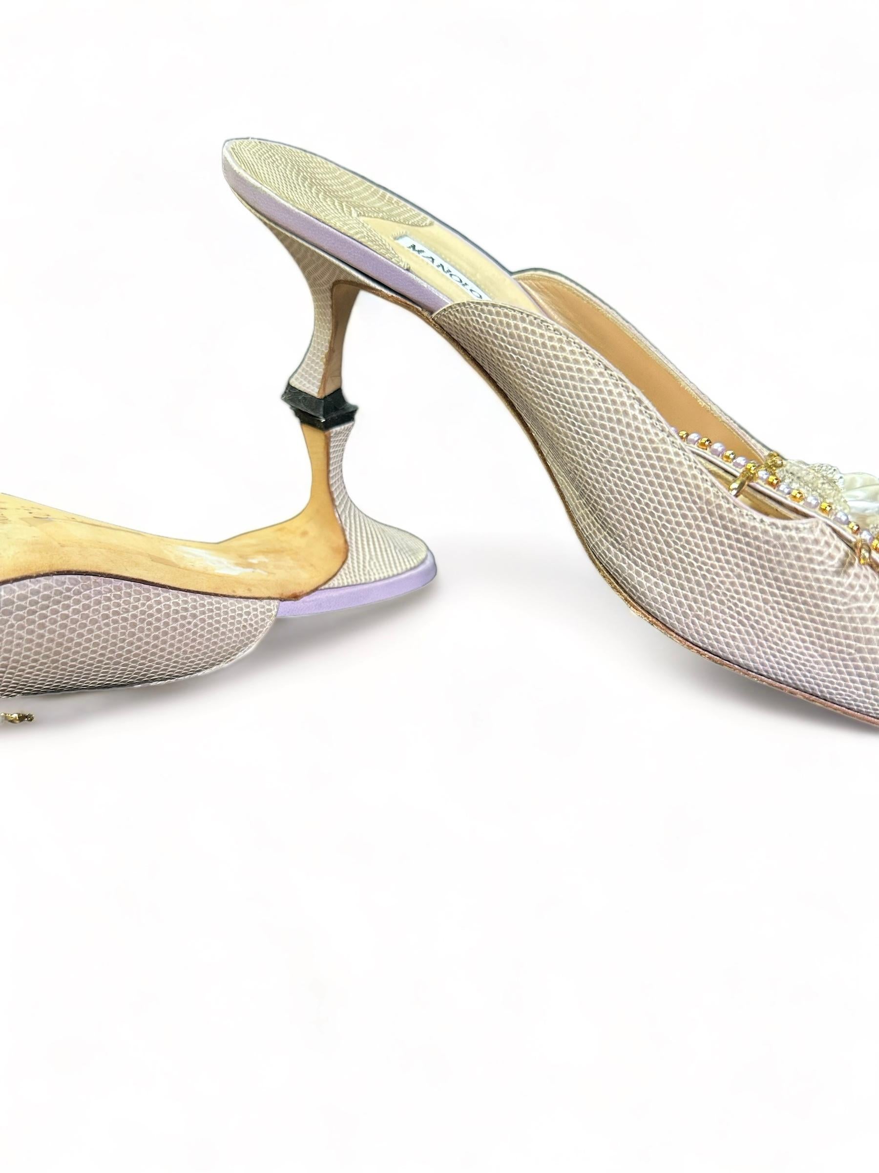 Late 1990's Manolo Blahnik Orientalia Pale Lavender Lizard Embossed Mules; Embellished with Faux Baroque Pearls, Seed Beads and Crystals. Minimal Wear. Size 40 1/2. US 10.5
