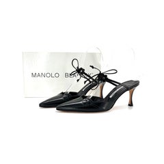 Vintage Manolo Blahnik Randola Flower Bow Lace Up Pointed Toe Mule Pumps 37