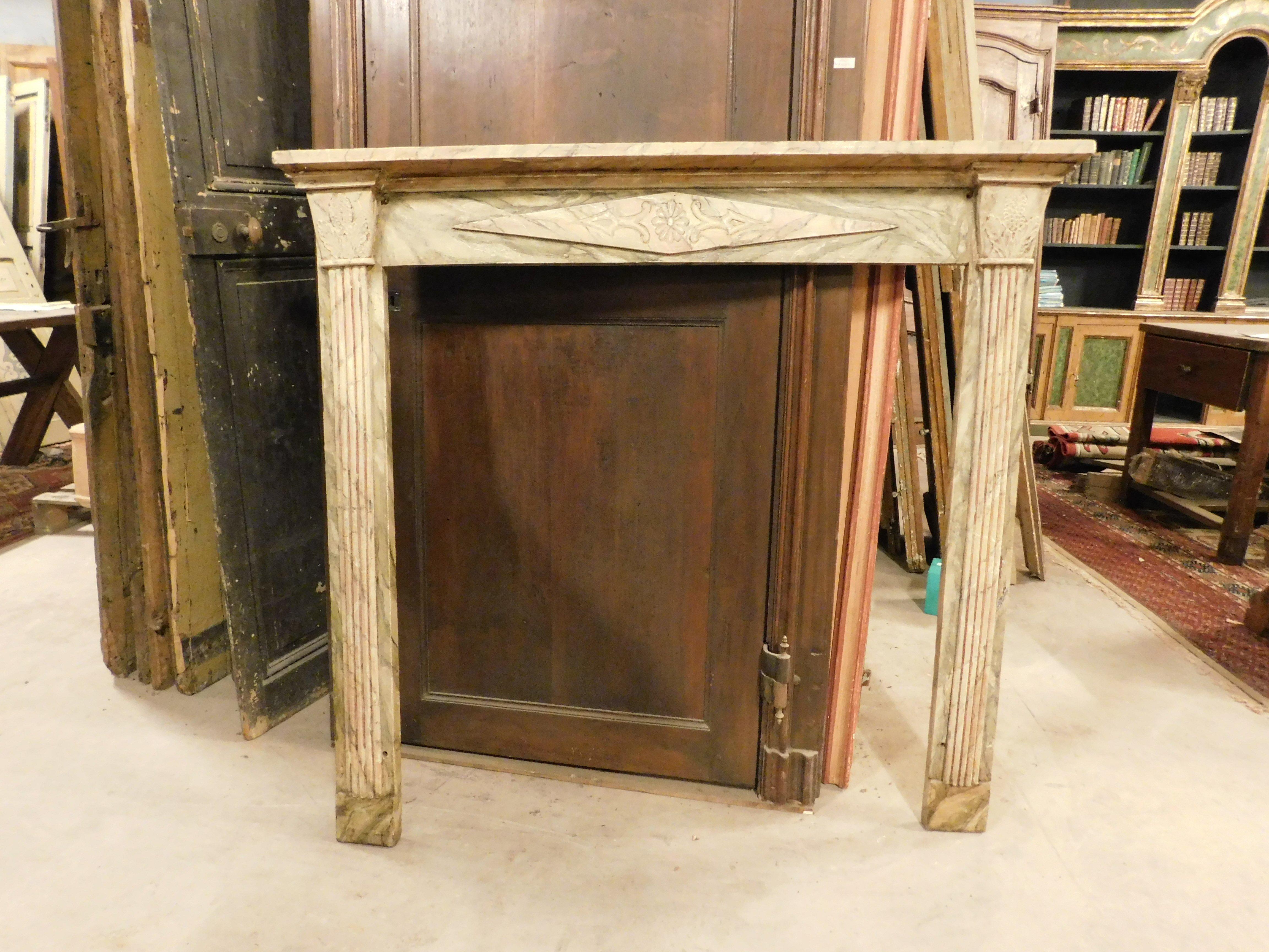 Hand-Painted Vintage mantel fireplace, in faux marble lacquered and carved wood, Italy For Sale