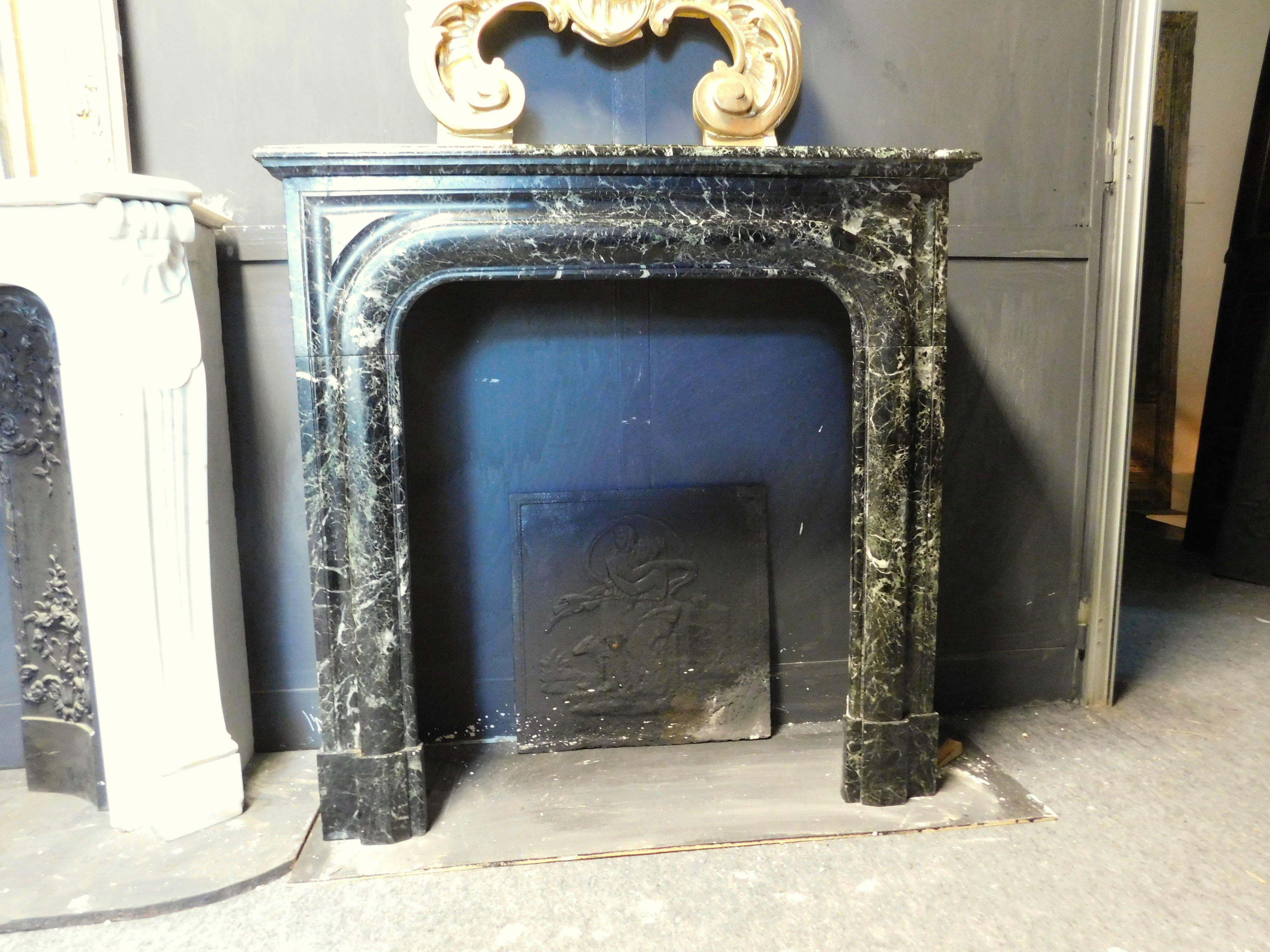 Italian vintage mantel fireplace in verde Alpi marble, 1900s Italy For Sale