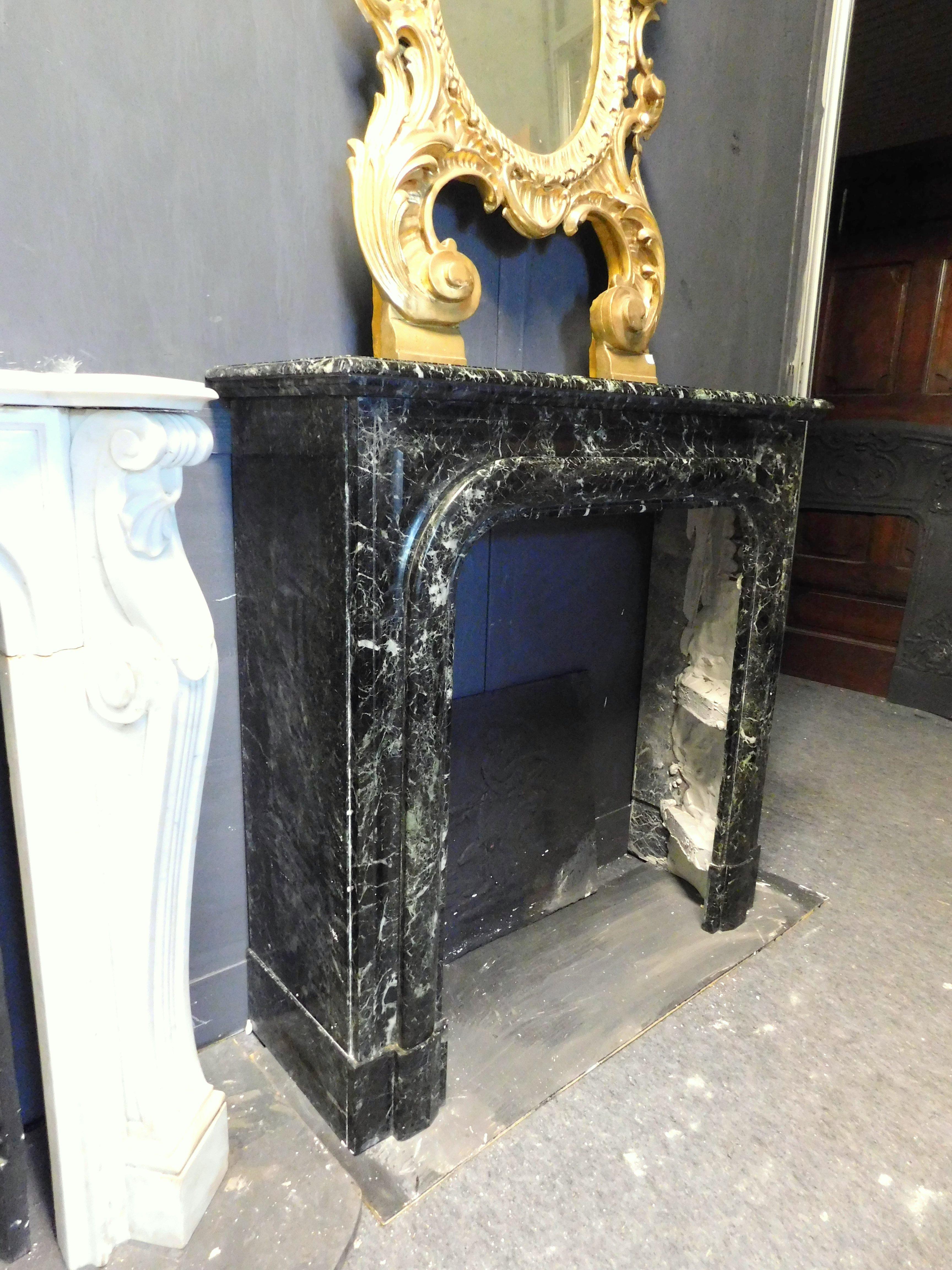 vintage mantel fireplace in verde Alpi marble, 1900s Italy For Sale 1