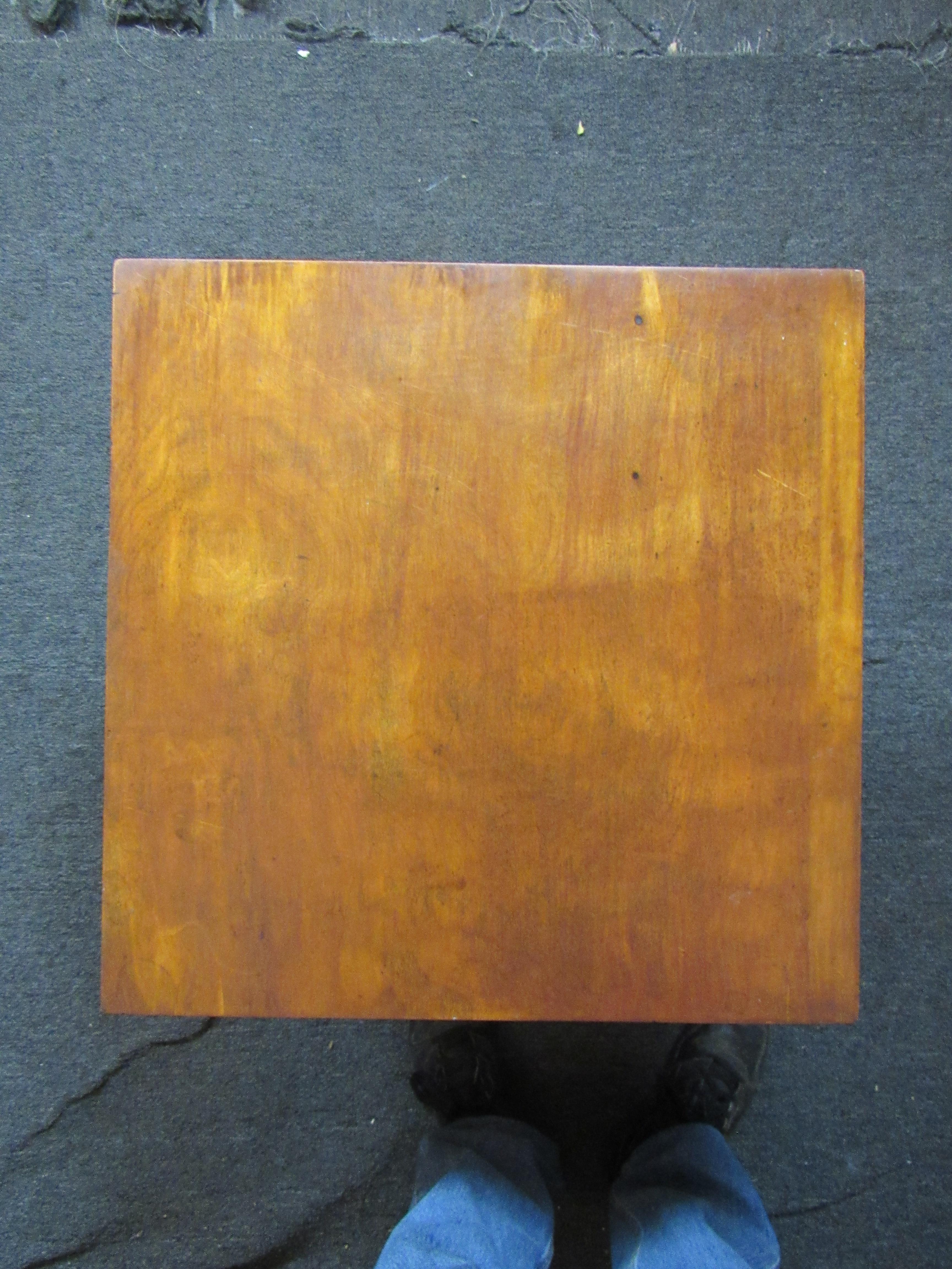 20th Century Vintage Maple & Brass Table in the Style of Paul McCobb For Sale