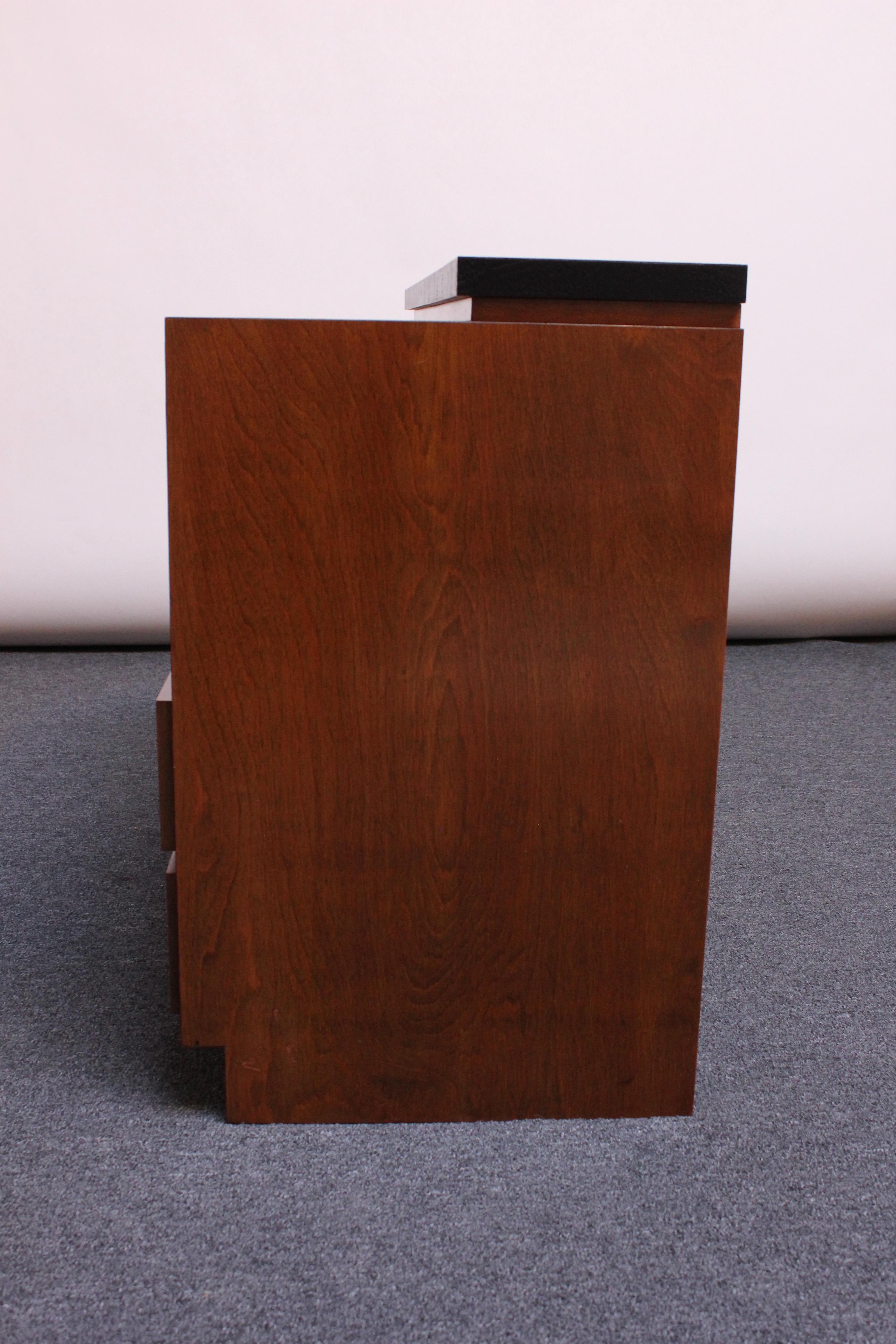 Laminate Vintage Maple Media Console with Extendable Surface For Sale