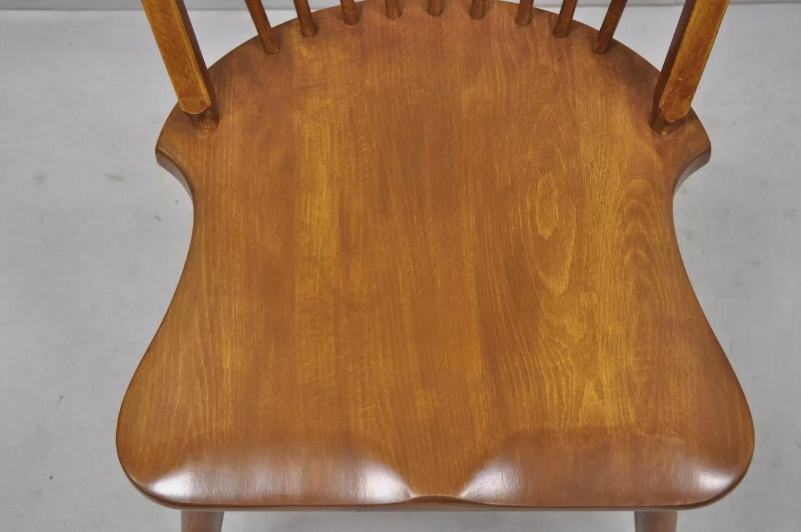 Unknown Vintage Maple Wood Fan Back Colonial Windsor Dining Side Chair Made in Slovenia For Sale