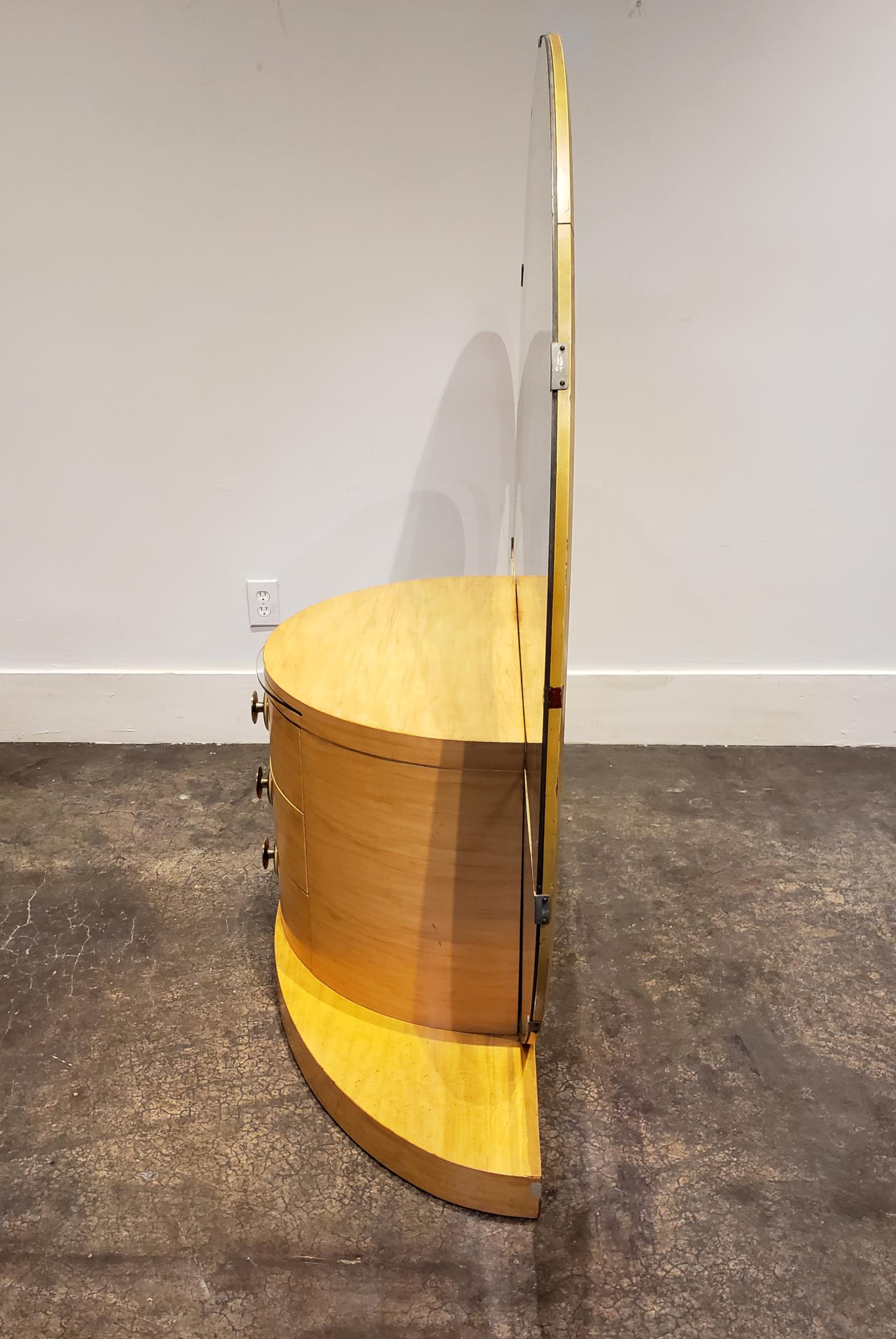 20th Century Vintage Maple Wood Vanity with Large Mirror, circa 1970s For Sale