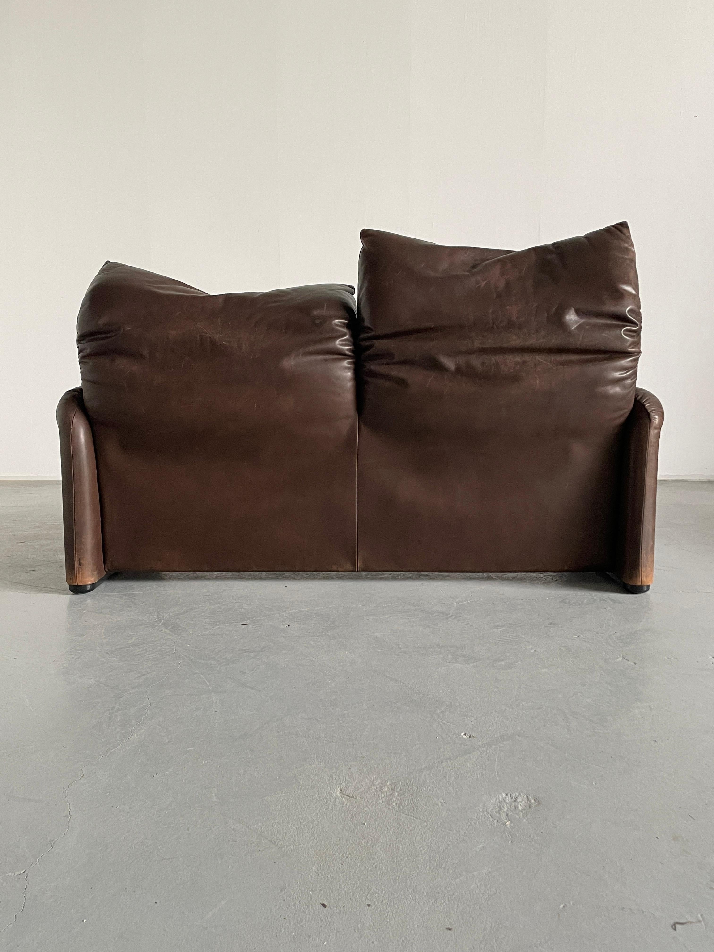 Leather Vintage 'Maralunga' Two-seater Sofa by Vico Magistretti for Cassina, 1970s