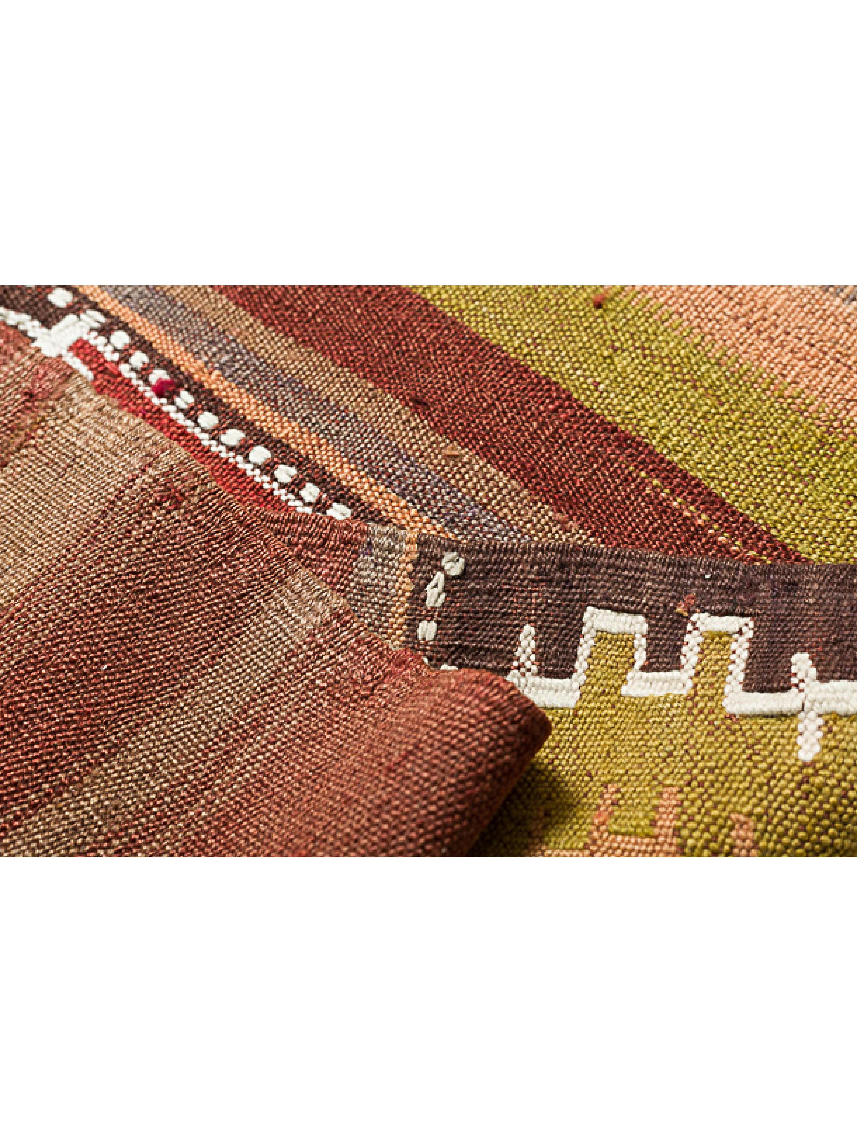 Vintage Maras Old Kilim Anatolian Rug Turkish Carpet Wool In Good Condition For Sale In Tokyo, JP