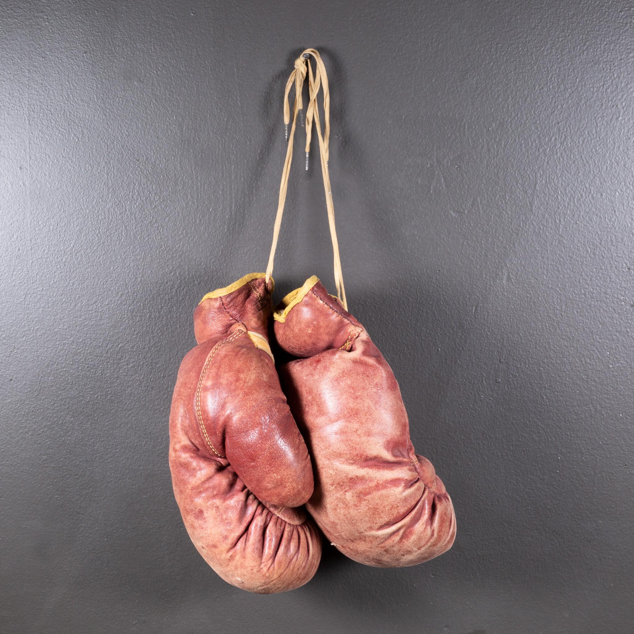 Industrial Vintage Marathon Leather Boxing Gloves c.1950-1960 (FREE SHIPPING) For Sale