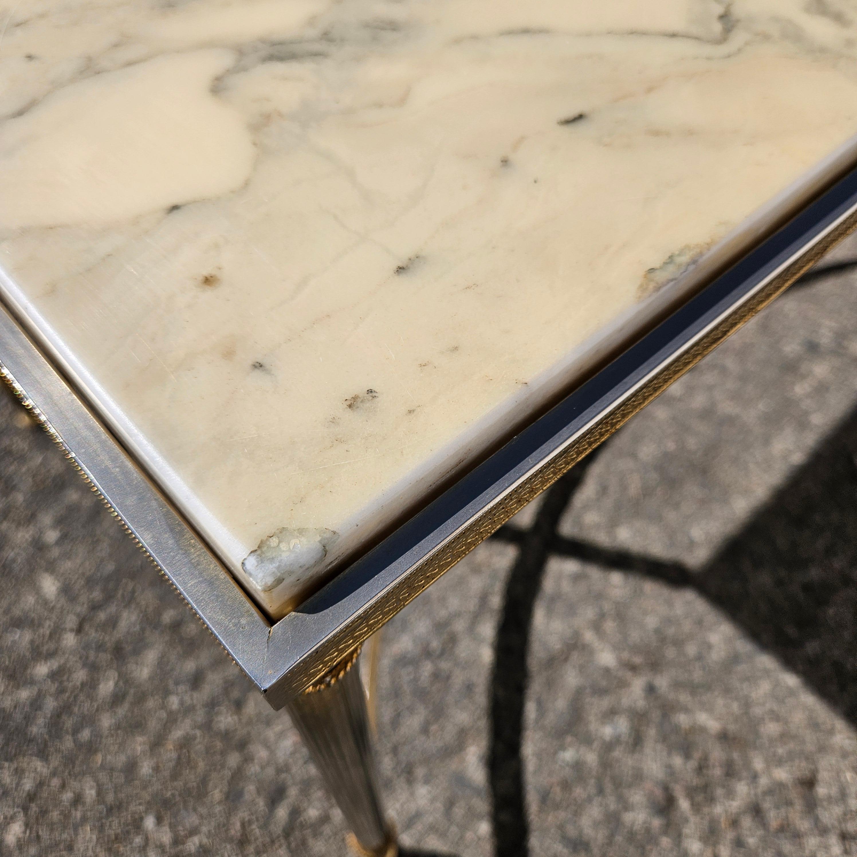 Table basse vintage en marbre et laiton - Table de salon - Style Régence - années 70 en vente 11