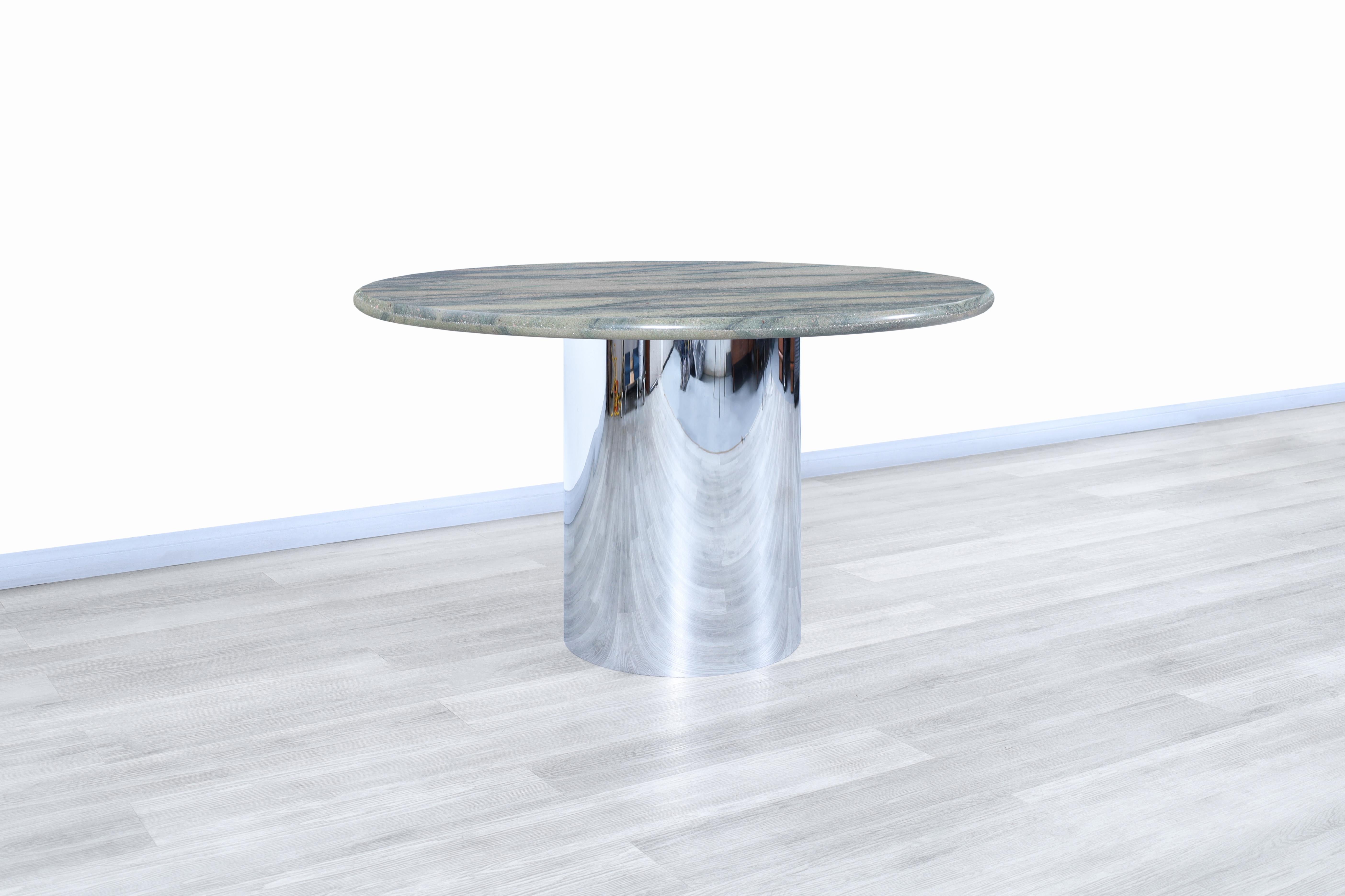 Fin du 20e siècle Table de salle à manger ronde vintage en marbre et acier inoxydable en vente