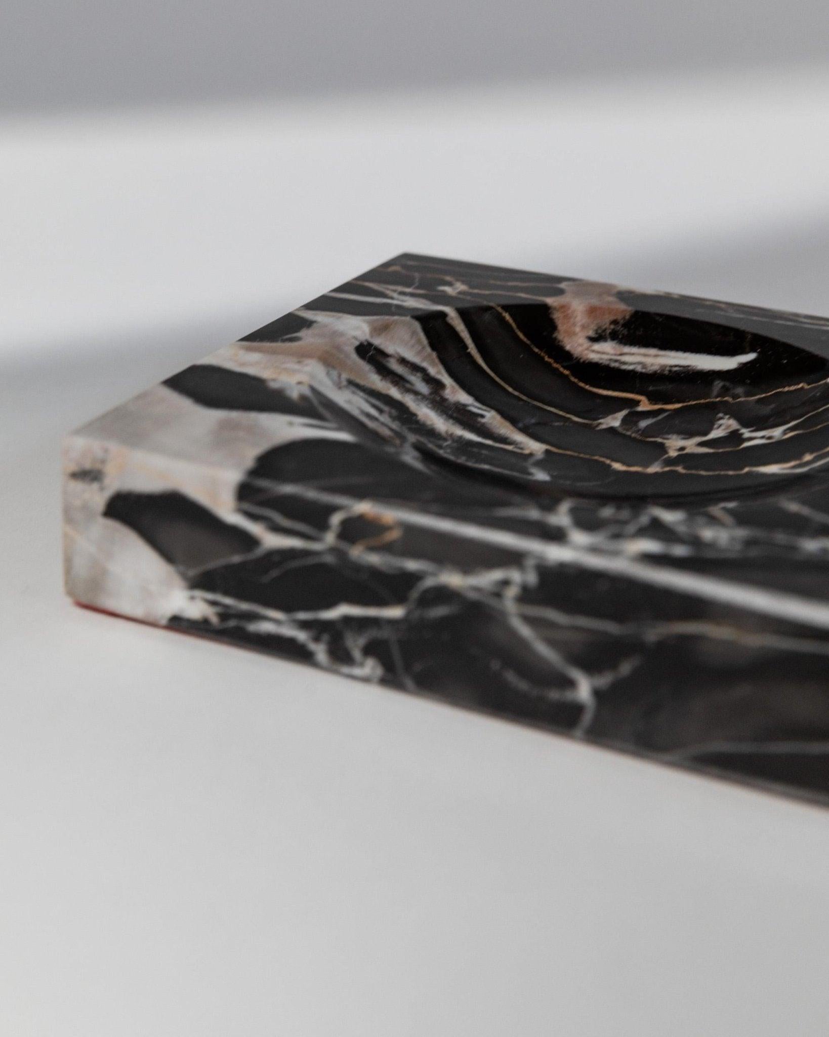 Cendrier vintage en marbre - Marbré noir, beige et blanc, 1970 en vente 4