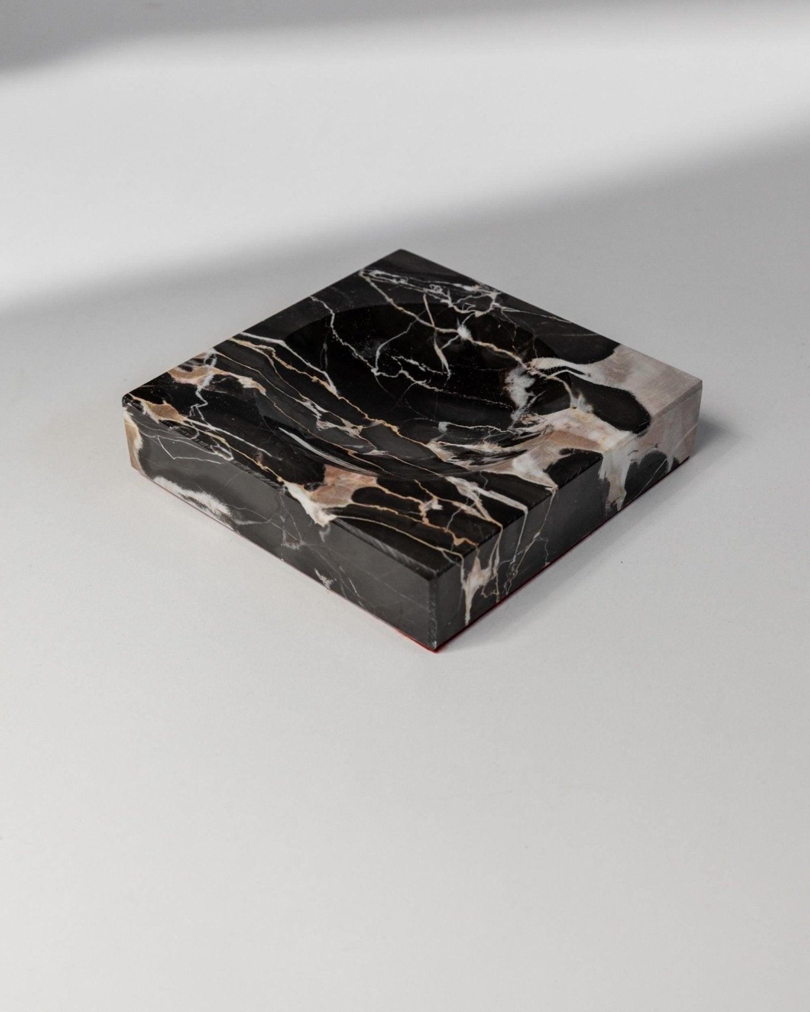 Cendrier vintage en marbre - Marbré noir, beige et blanc, 1970 en vente 1