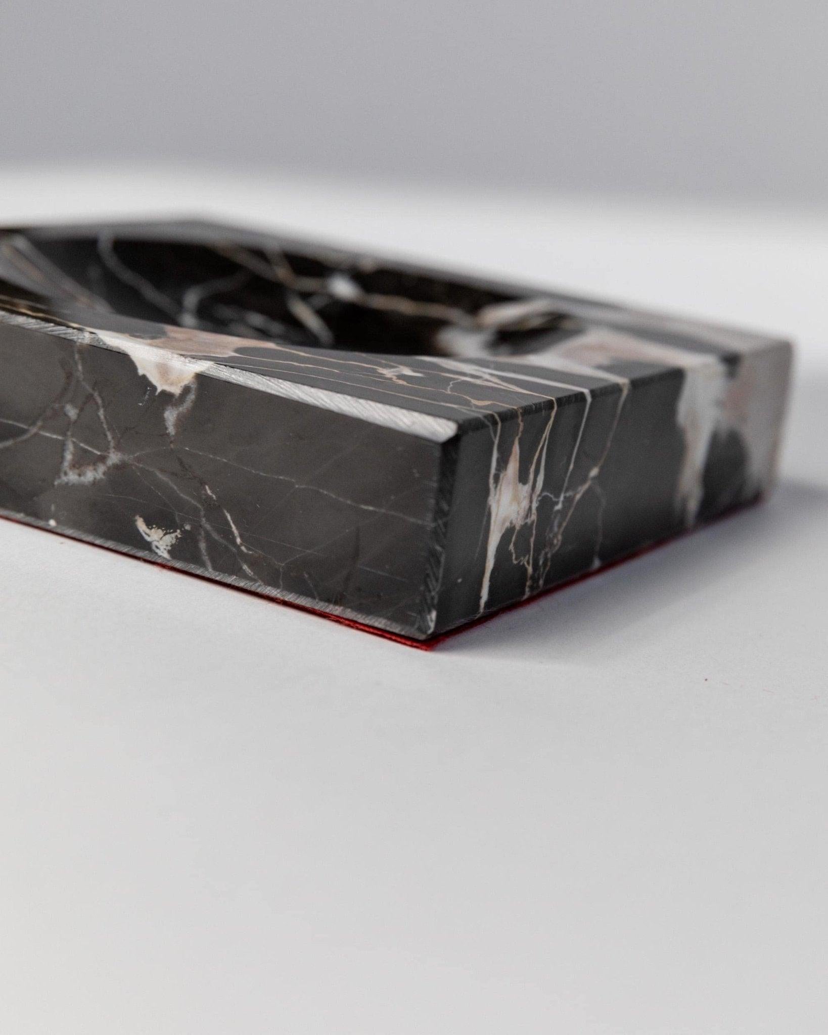 Cendrier vintage en marbre - Marbré noir, beige et blanc, 1970 en vente 2