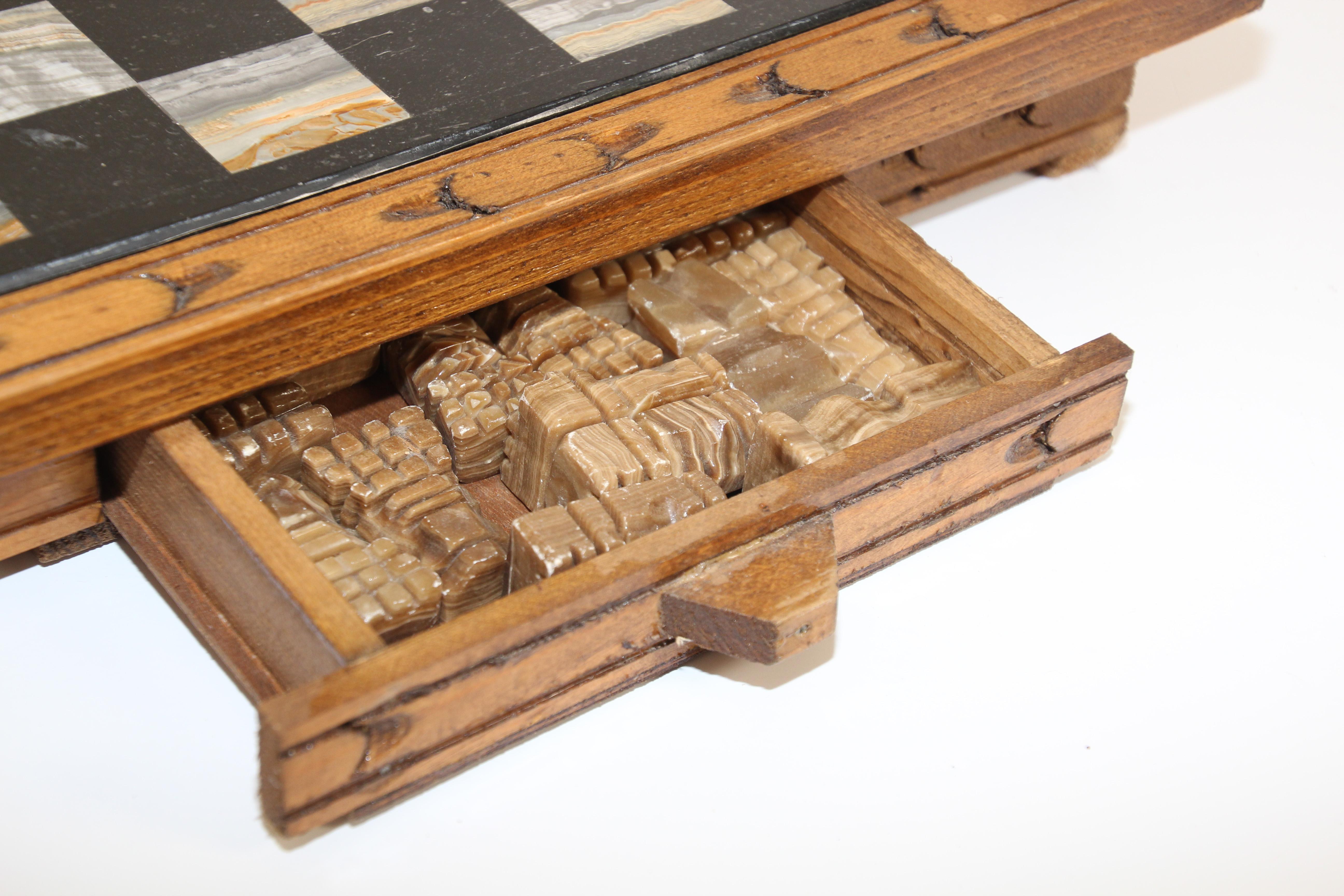 Vintage Marble Chess Board with Hand Carved Black and White Onyx Chess Pieces 2