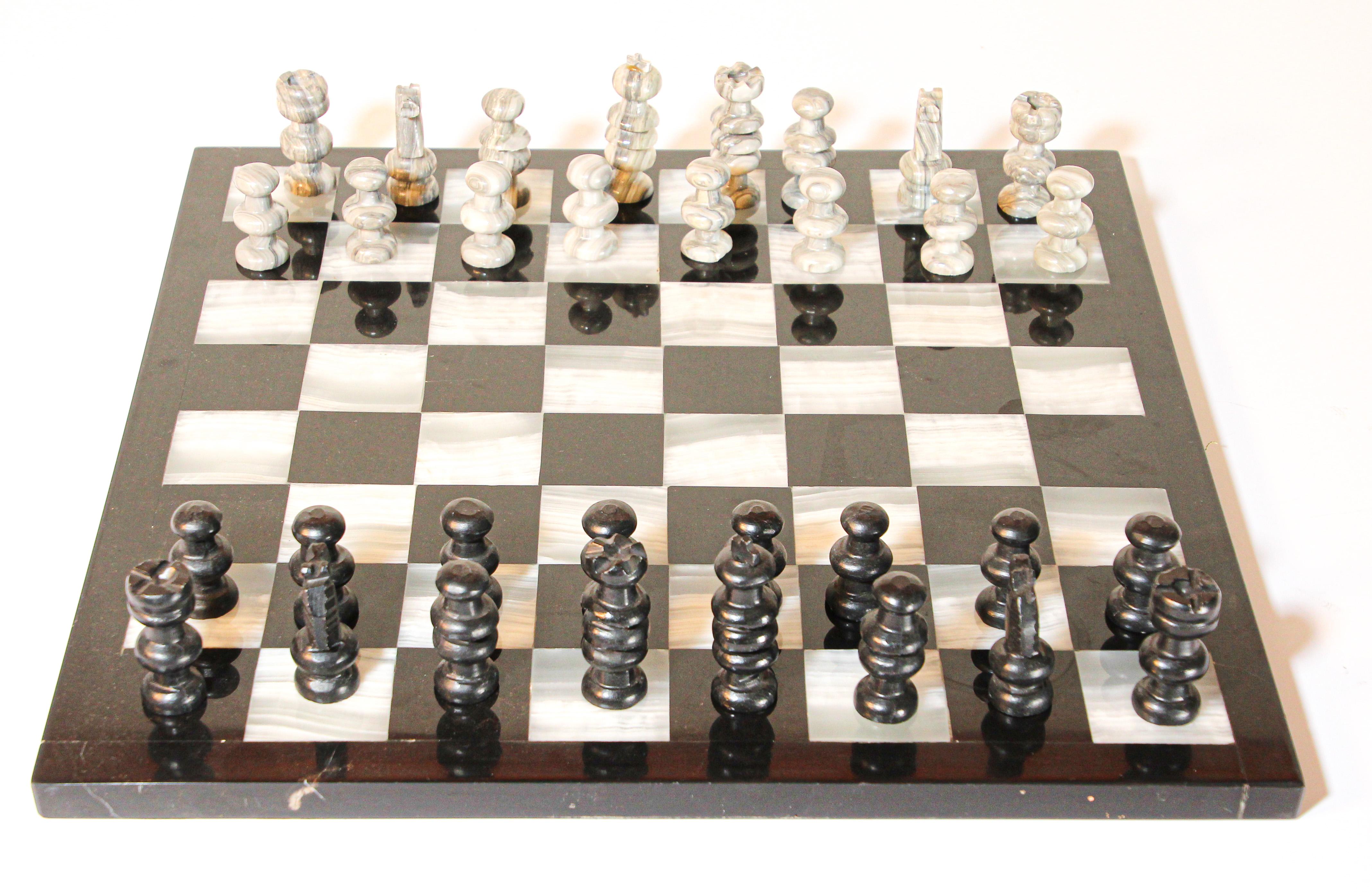 Hand-Carved Vintage Marble Chess Board with Hand Carved Black and White Onyx Chess Pieces