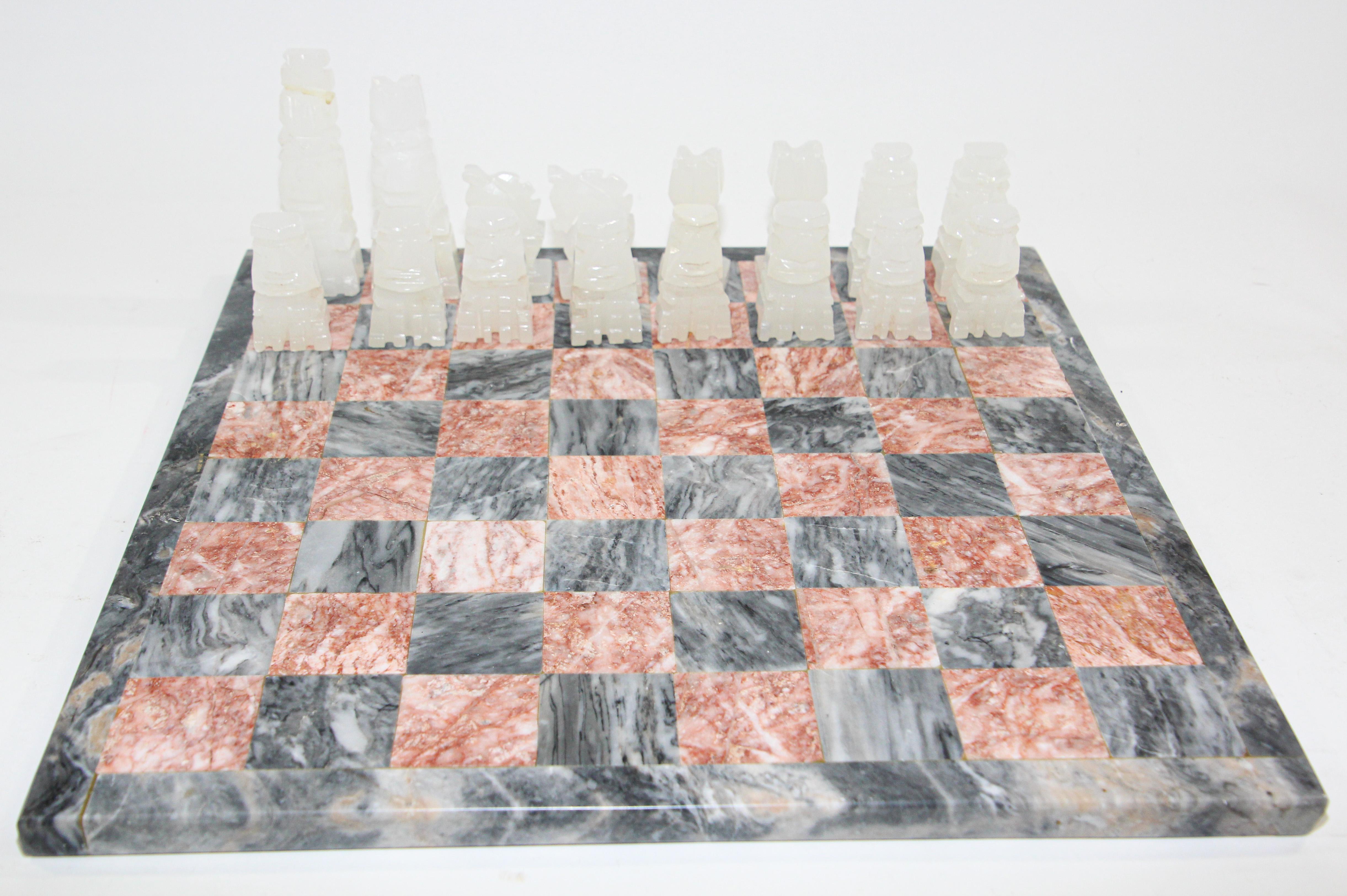 Vintage Marble Chess Board with Hand Carved Onyx Pieces 2