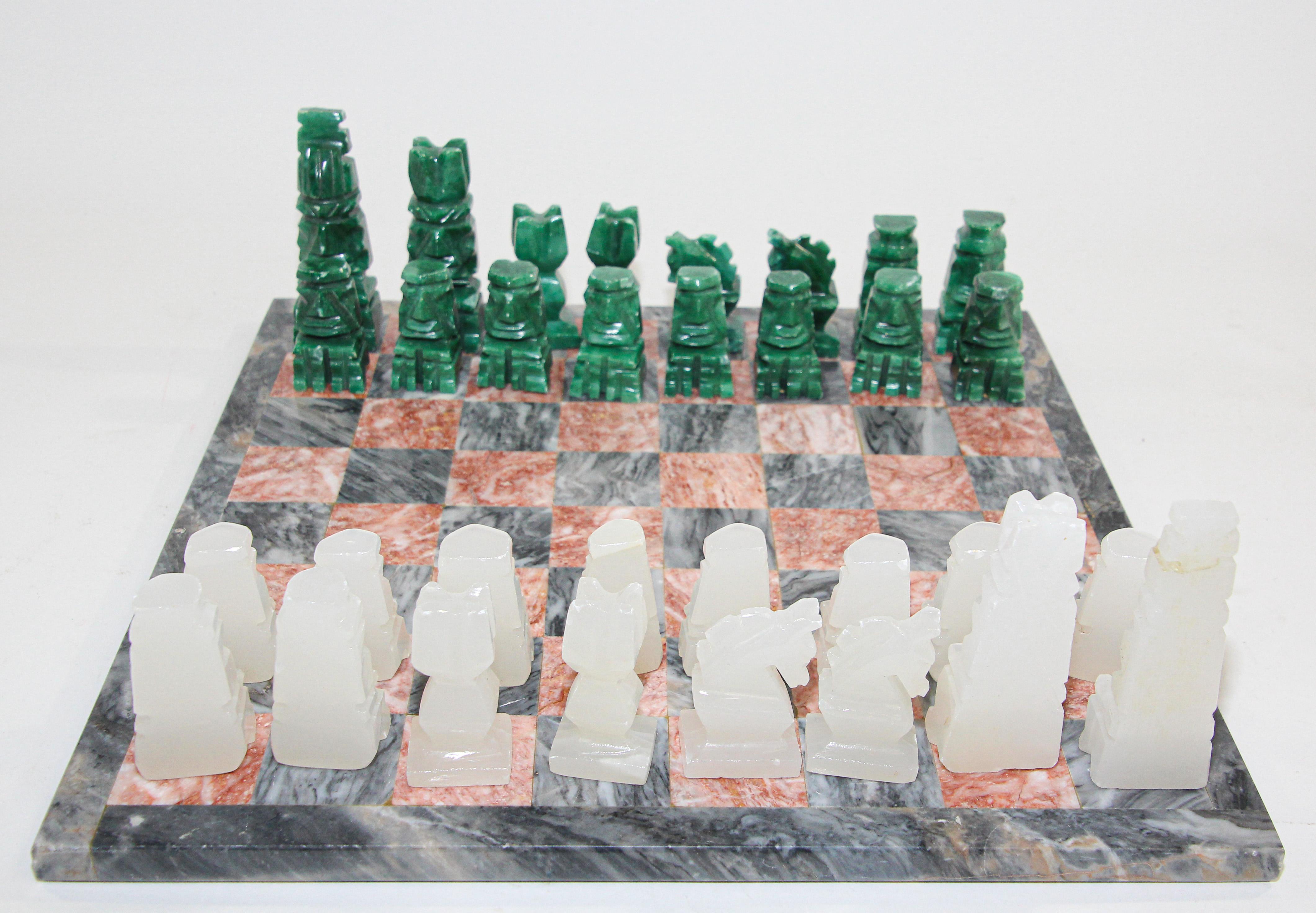 Vintage Marble Chess Board with Hand Carved Onyx Pieces 5