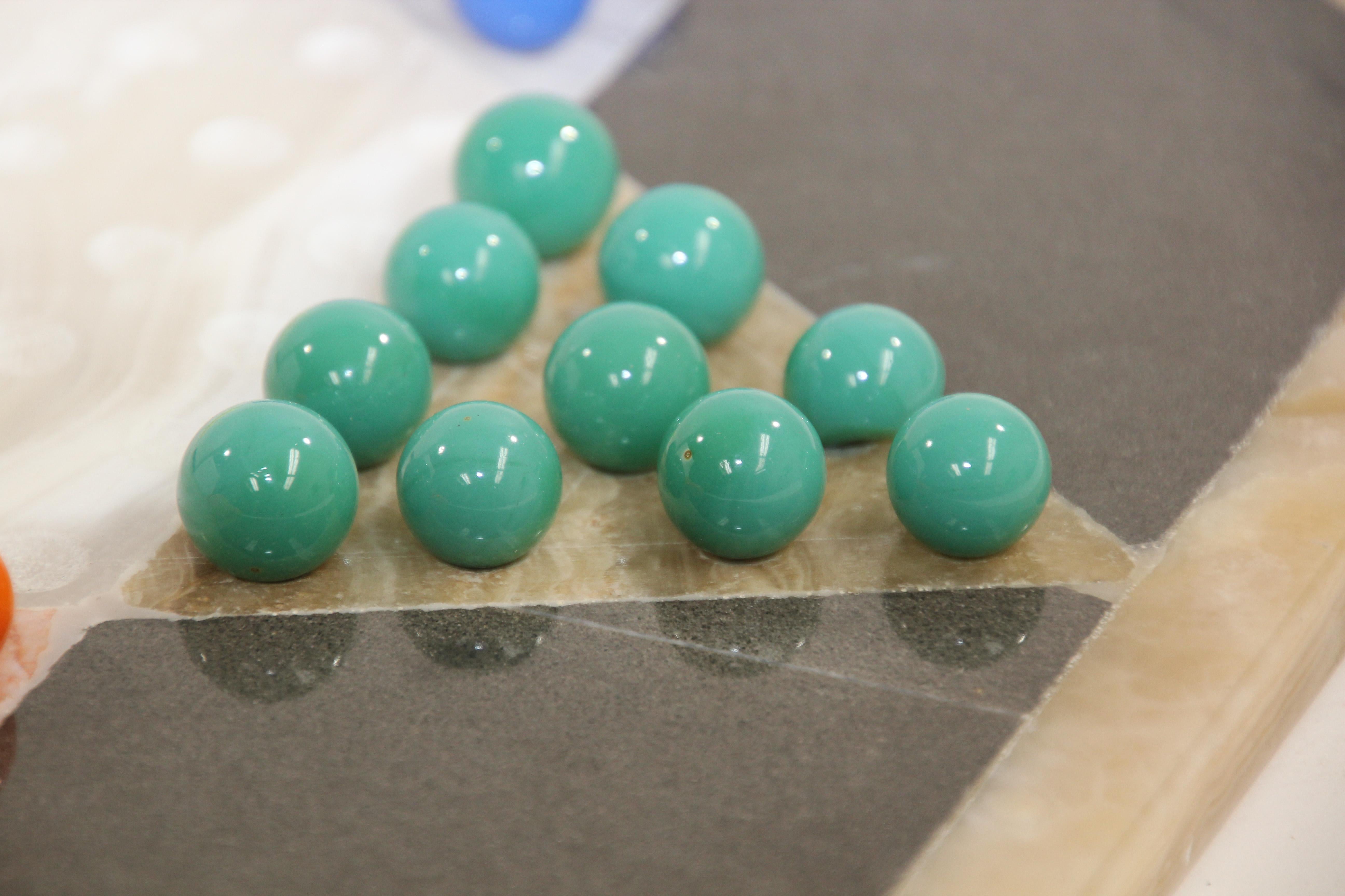 Vintage chinese checkers marbles top