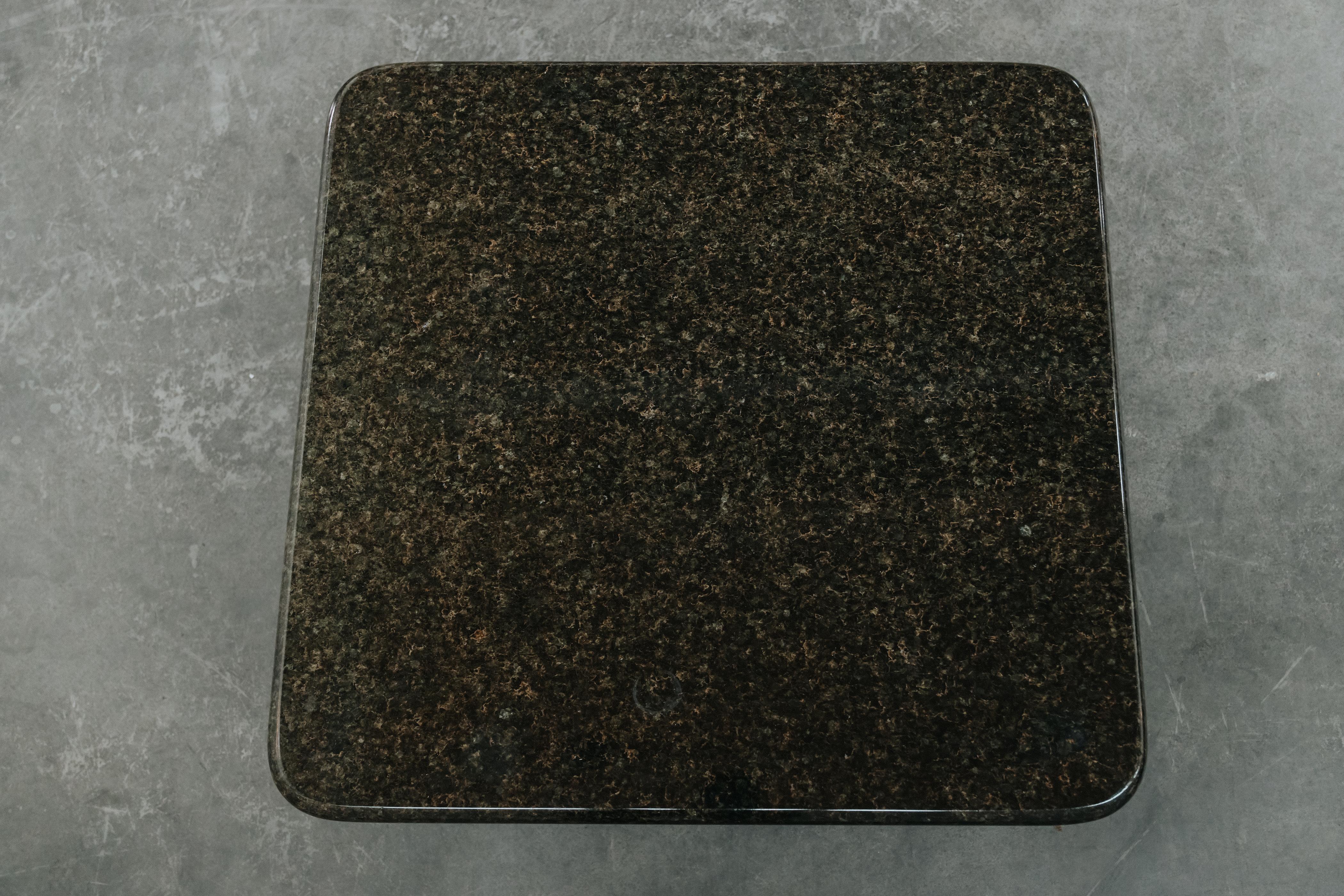 Vintage Marmor Couchtisch von Yrjö Kukkapuro, Finnland, CIRCA 1970 im Angebot 1