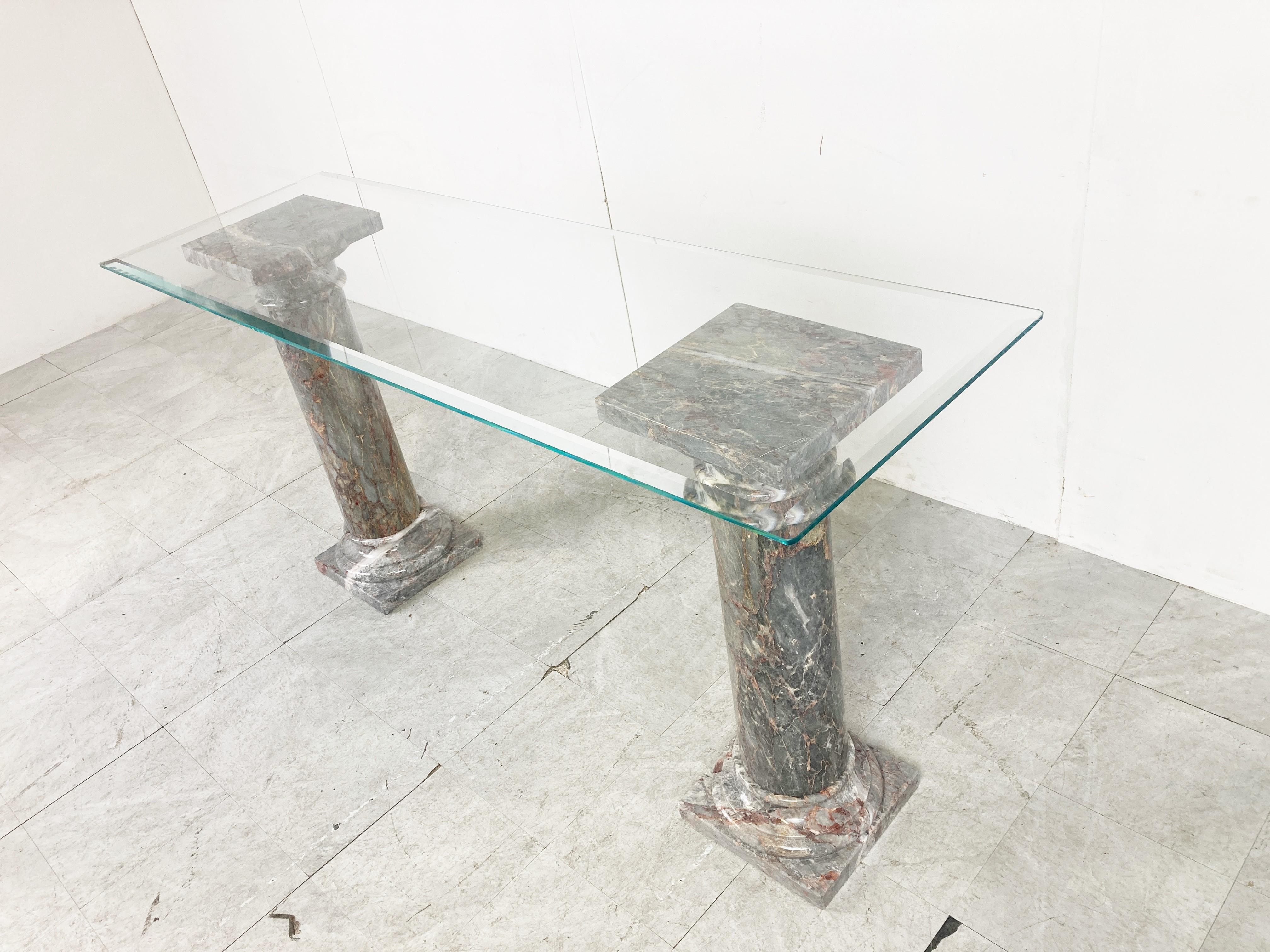 Table console à colonne en marbre vintage, Italie, années 1960 Excellent état - En vente à HEVERLEE, BE