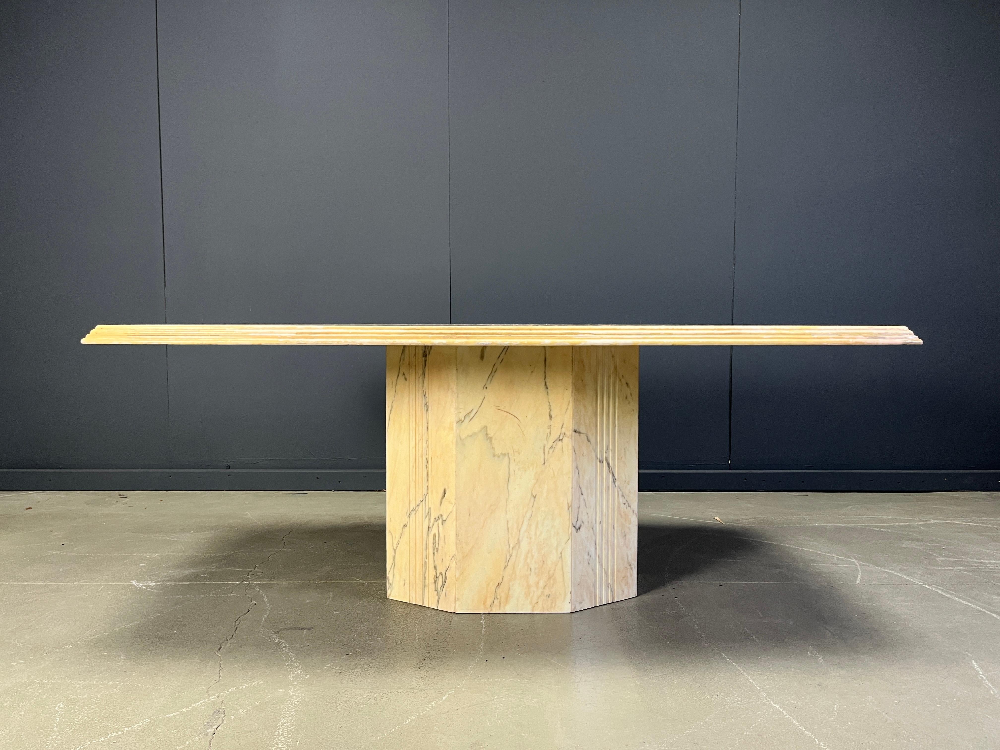 Vintage marble dining table, 1970s en vente 4
