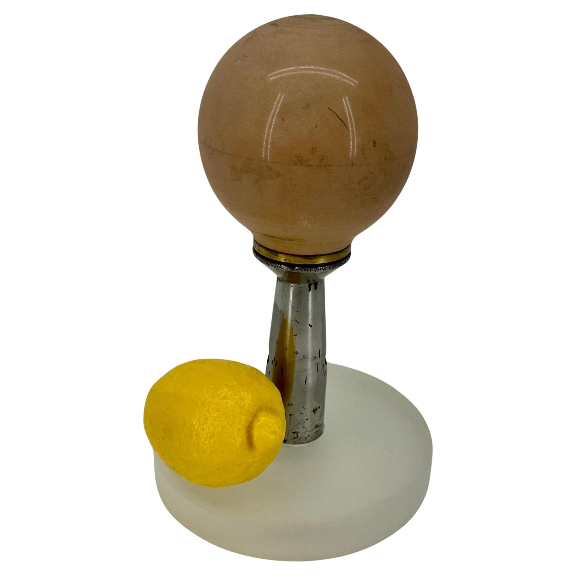 Marmor-Flagpole-Finish auf Stahl- und Lucite-Sockel, Dänemark