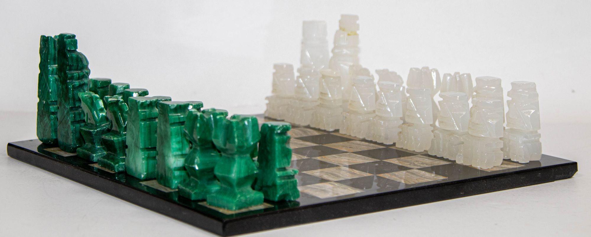 Marble Large Chess Set with Hand Carved Emerald Green Onyx Pieces 1950s 3